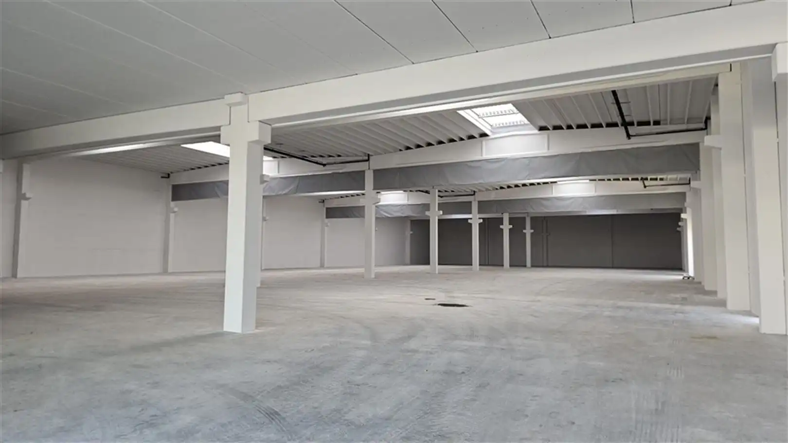 Twee nieuwbouw loodsen met zichtlocatie E17 foto 6