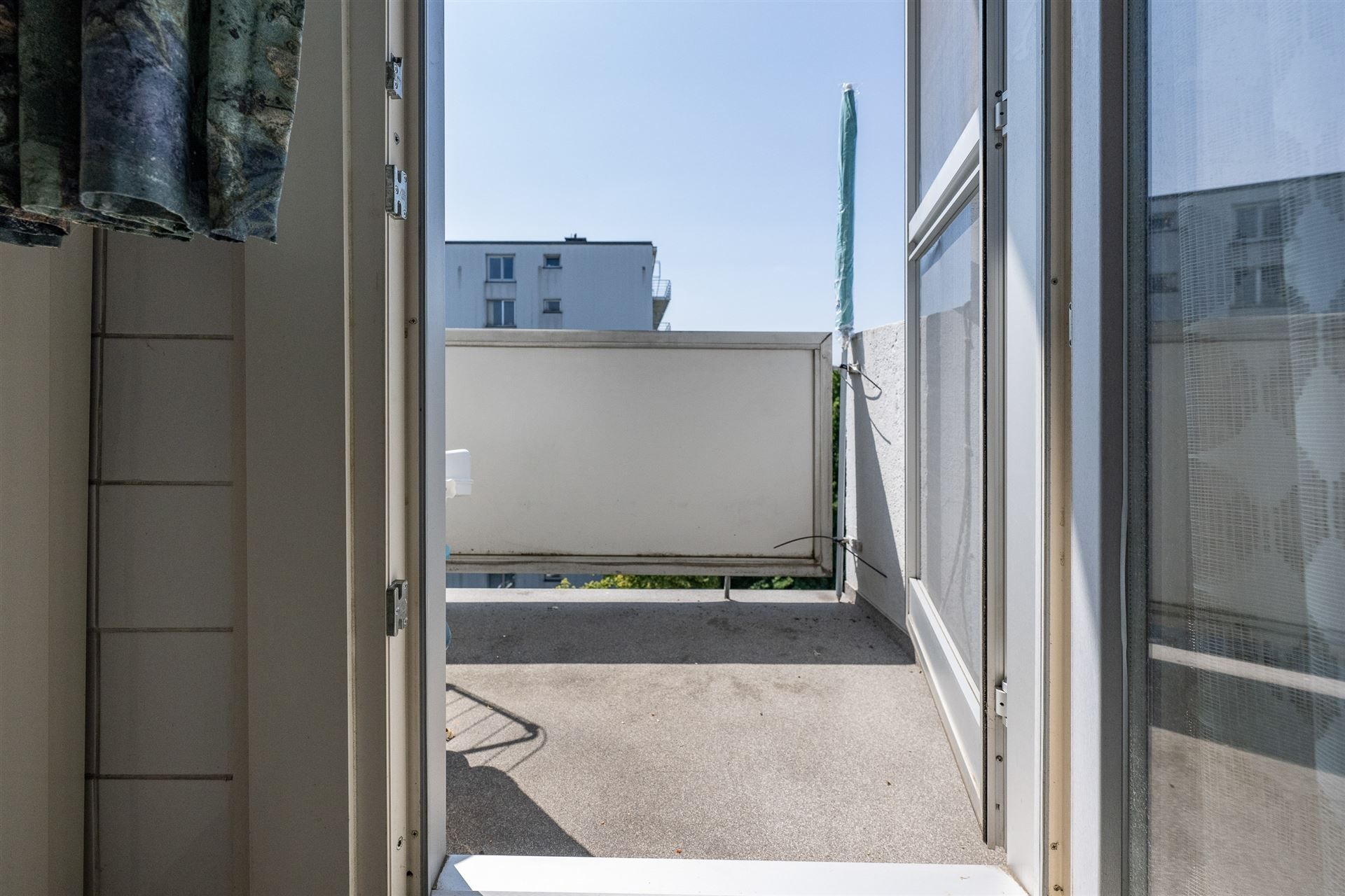 Appartement (hoogste verdieping - 2 SLK) met zonnig terras.  foto 7