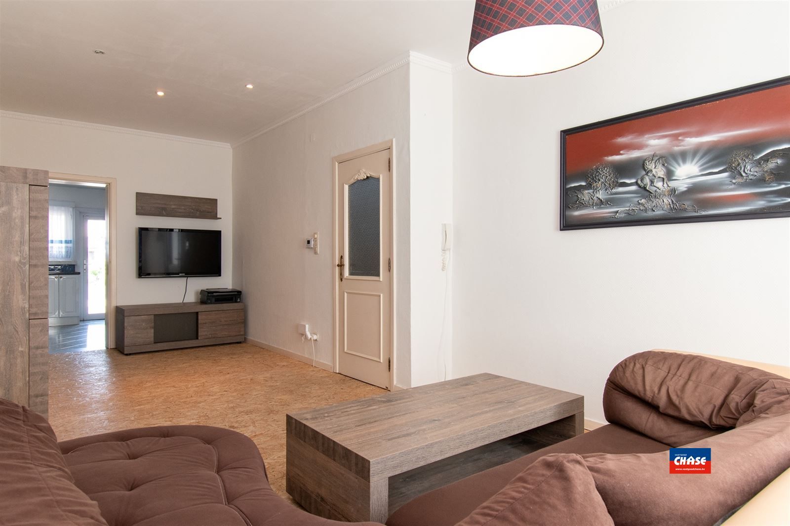 Instapklare woning met 4 slaapkamers en tuin foto 4
