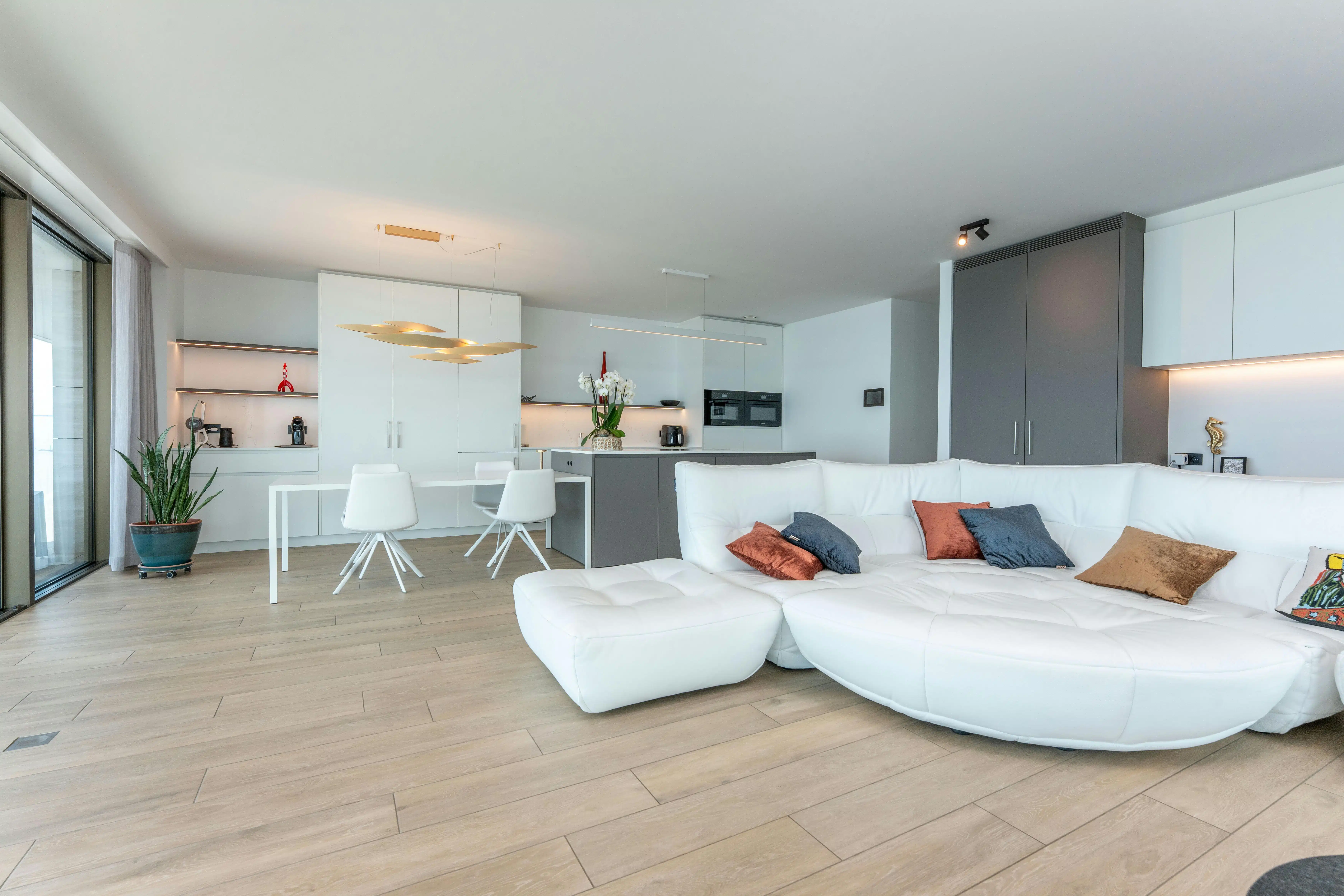 Penthouse met 3 slaapkamers en frontaal zeezicht te Oostende  foto 2