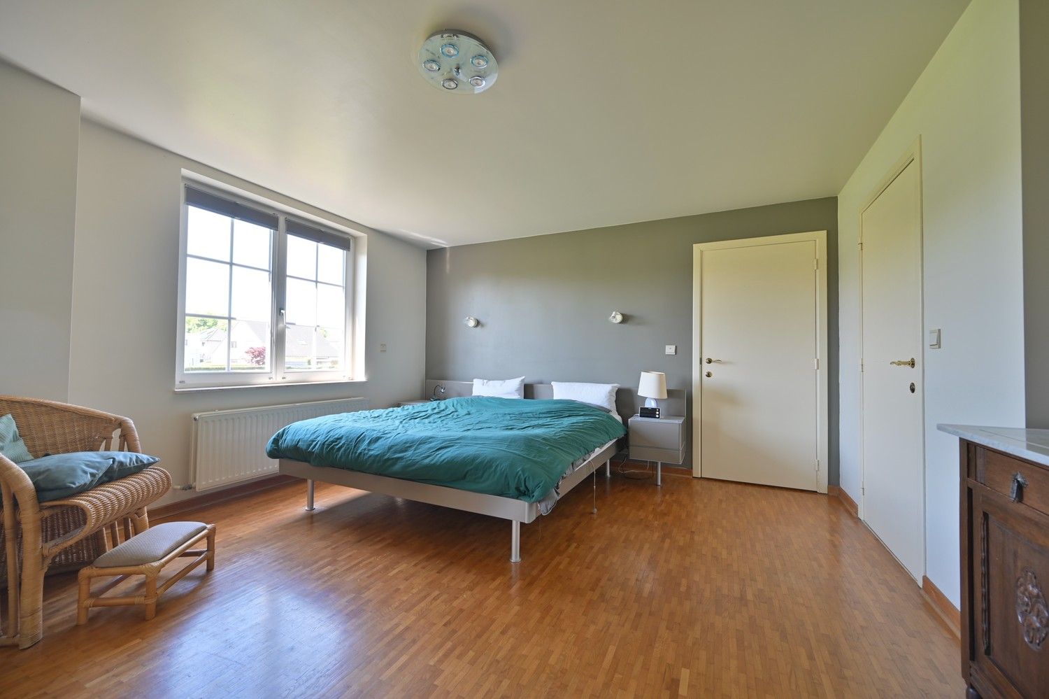 Sfeervolle, royale woning met zonnepanelen, rustige gelegen in geliefde woonomgeving te Lanaken foto 22