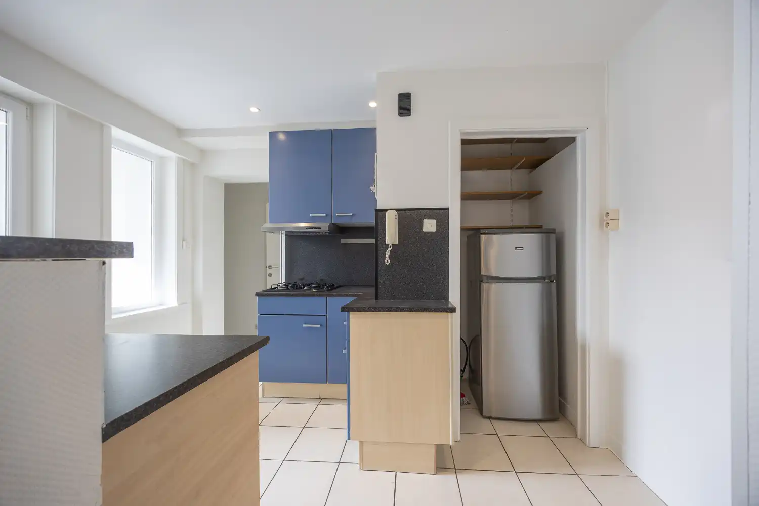 2-slaapkamer appartement op de zeedijk foto 3