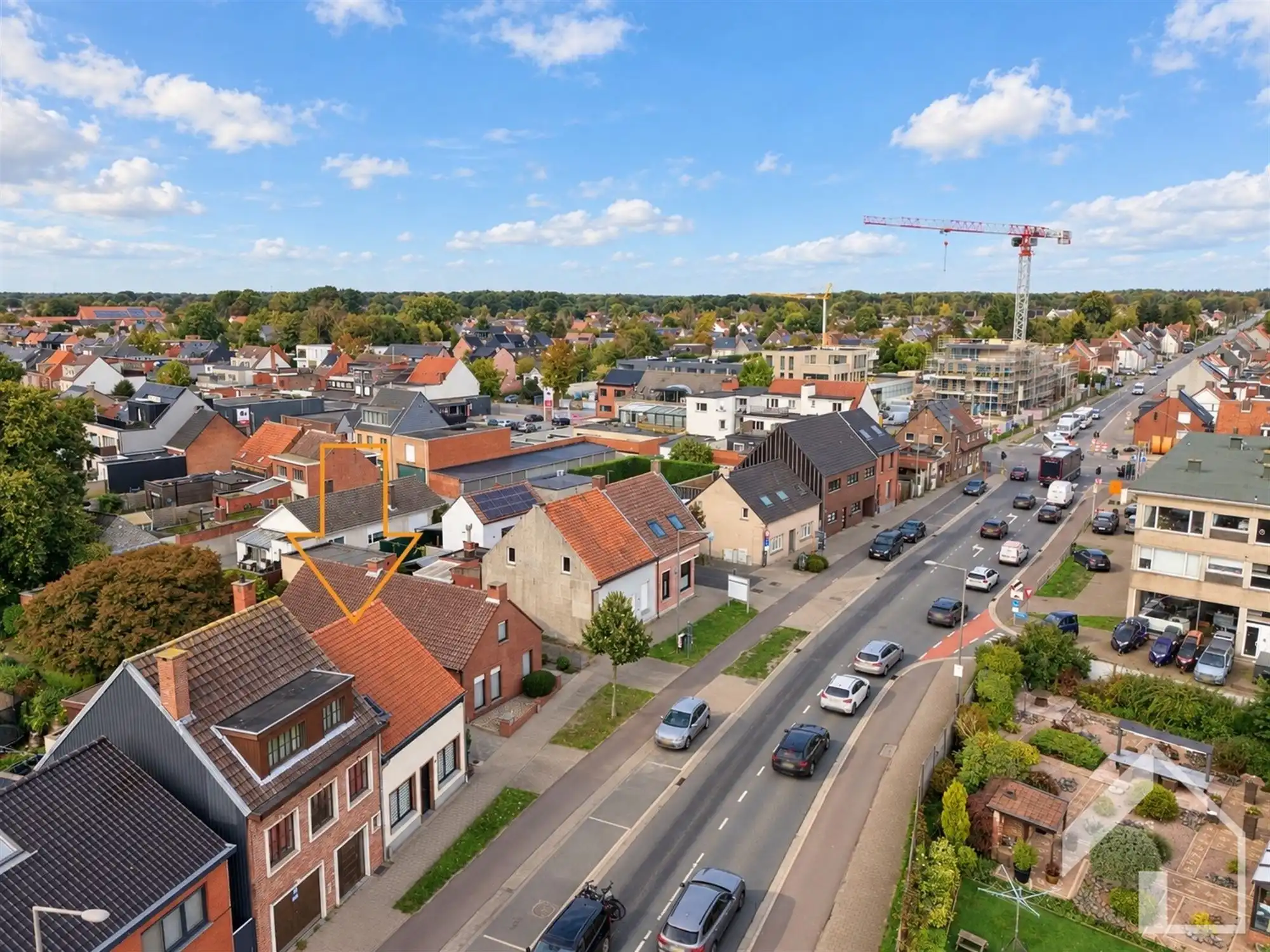Woonhuis met potentieel, zij-ingang en prachtige tuin foto 20