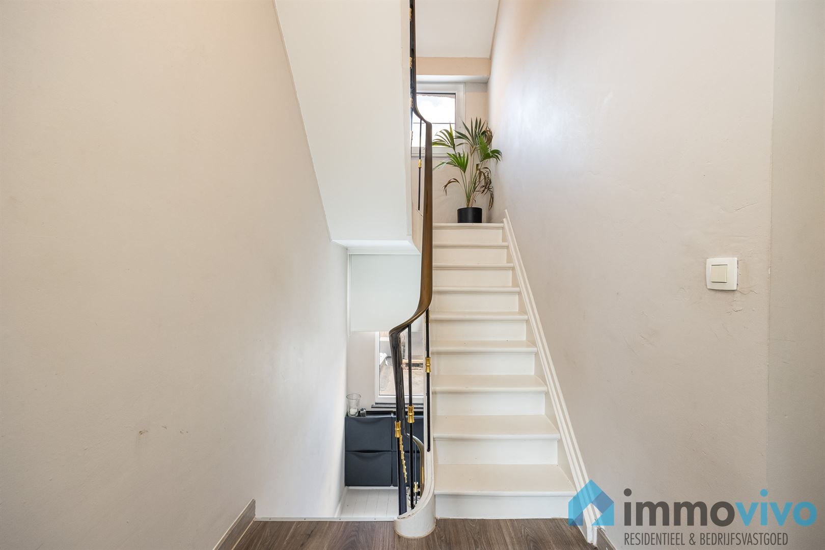 Gerenoveerd duplexappartement met 3/4 slaapkamers. foto 5