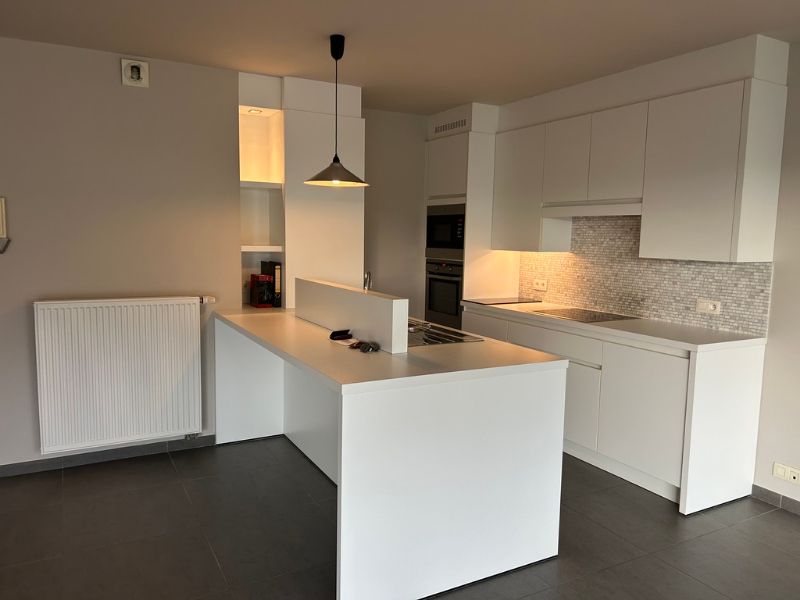 Stijlvol afgewerkt appartement met garage in privé domein De Steelander met natuurvijver en parktuin. foto 7