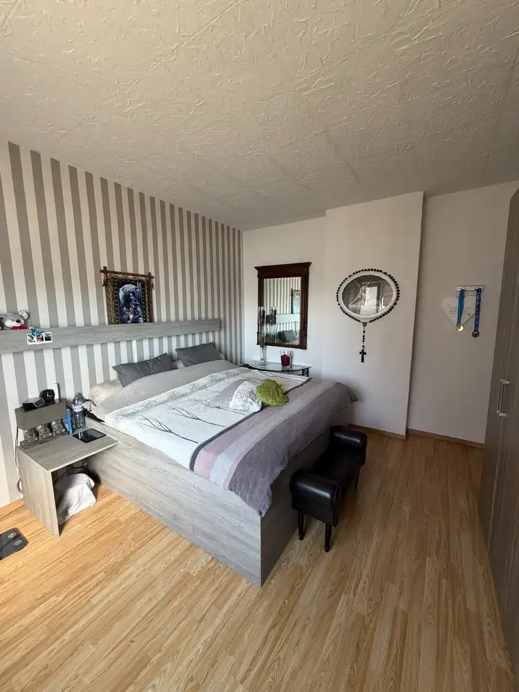 Ruime vrijstaande woning foto 10