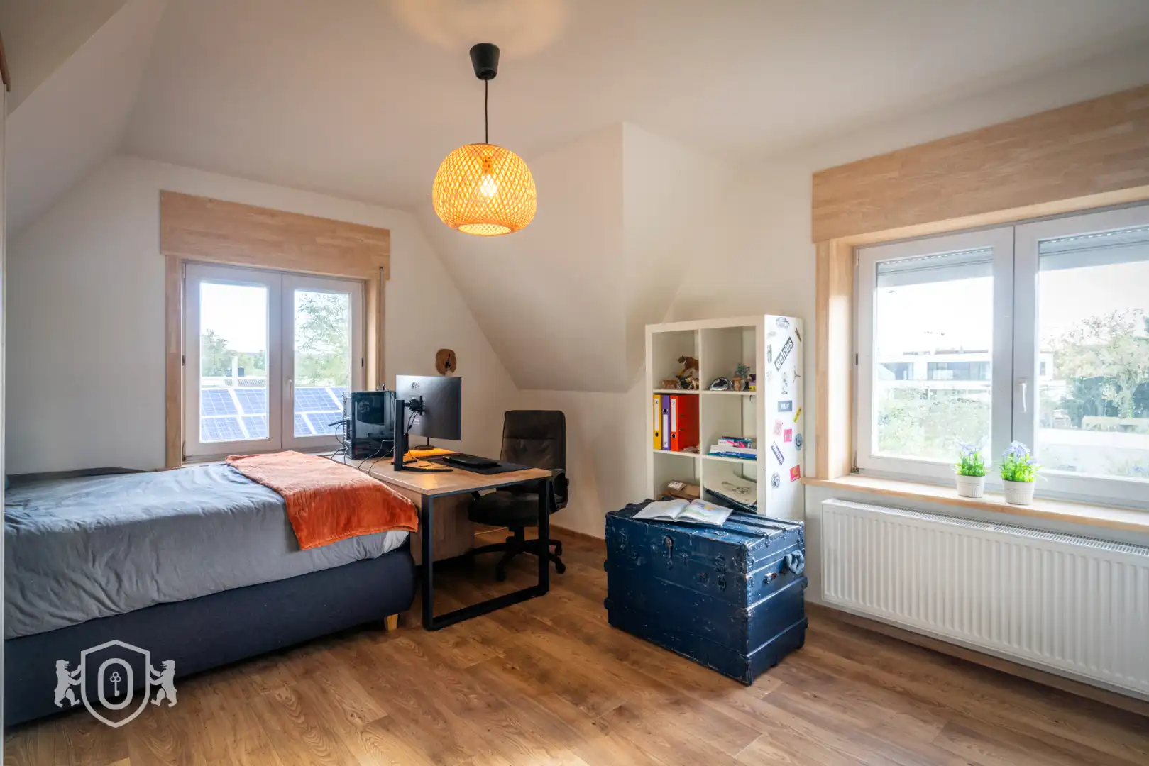 Vrijstaande 3-slpkr woning met tuin & bijgebouwen foto 16