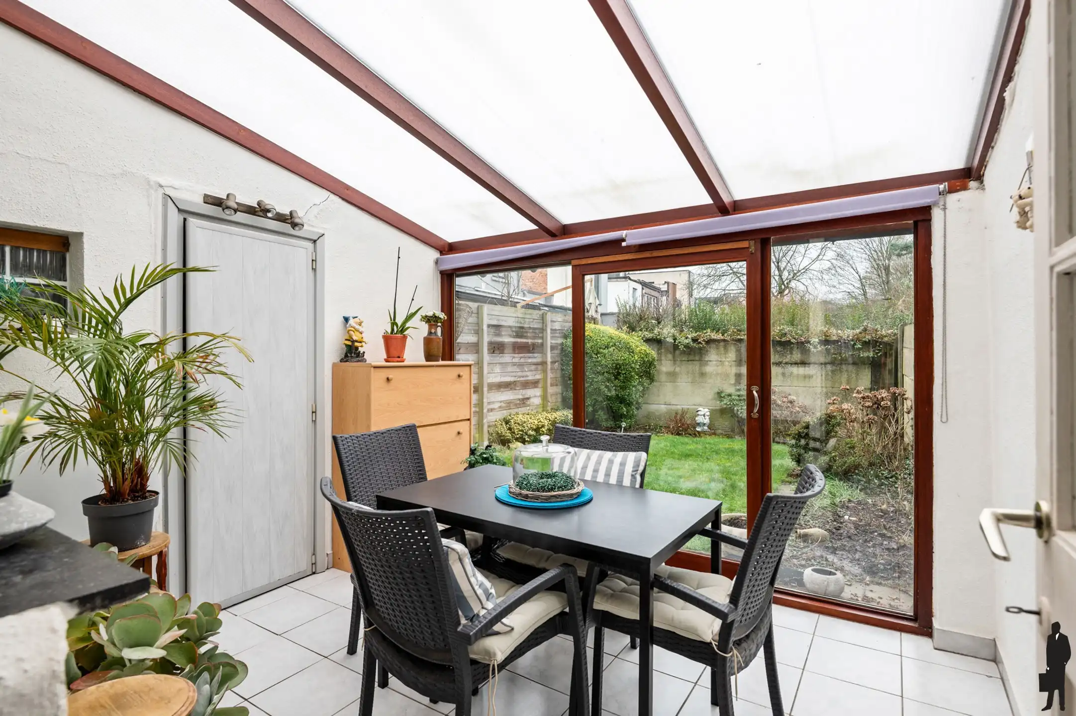 Te renoveren burgerwoning met 3-4 spk en zuidwest tuin  foto 12