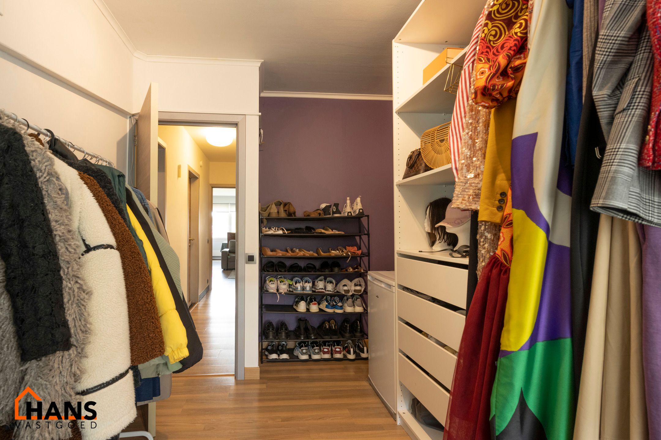 Recent gerenoveerd 2-slaapkamerappartement; garage optioneel. foto 12