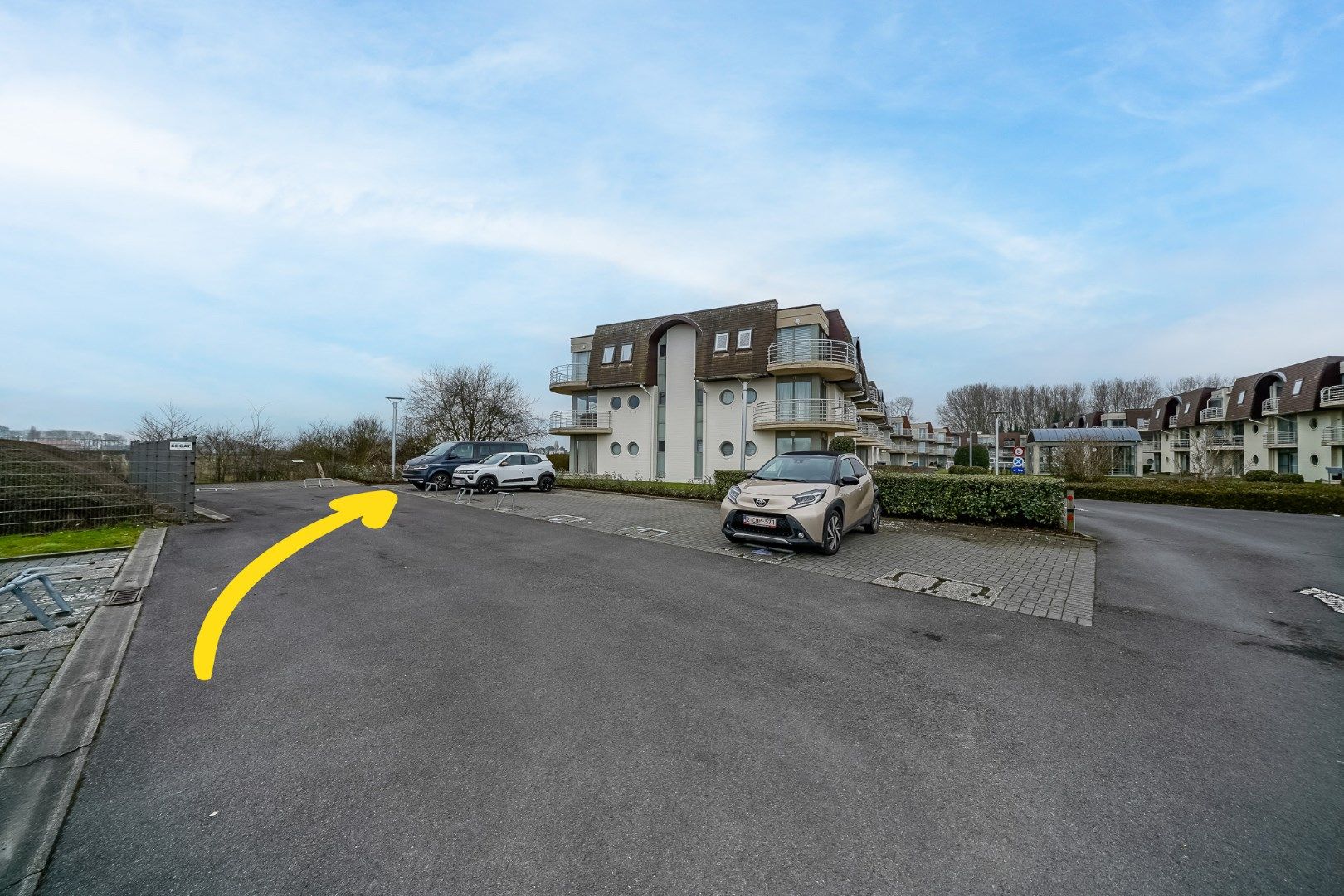 Mooi vernieuwd en instapklaar gelijkvloers appartement  te Bredene foto 15