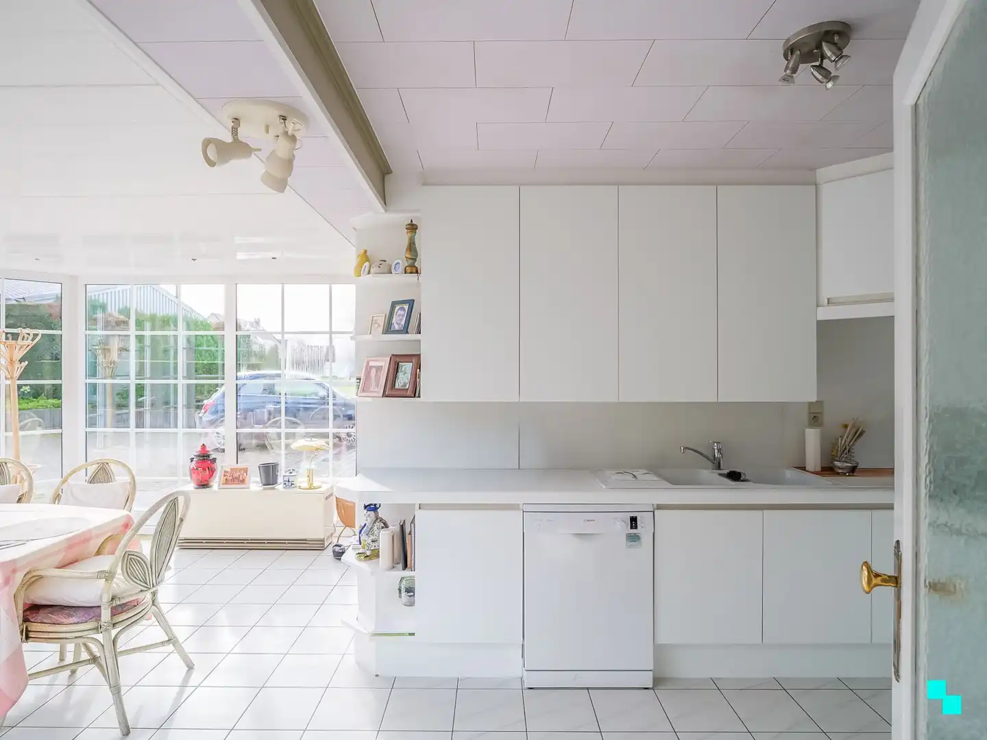 Charmante te renoveren woning te Merelbeke Kwenenbos foto 14