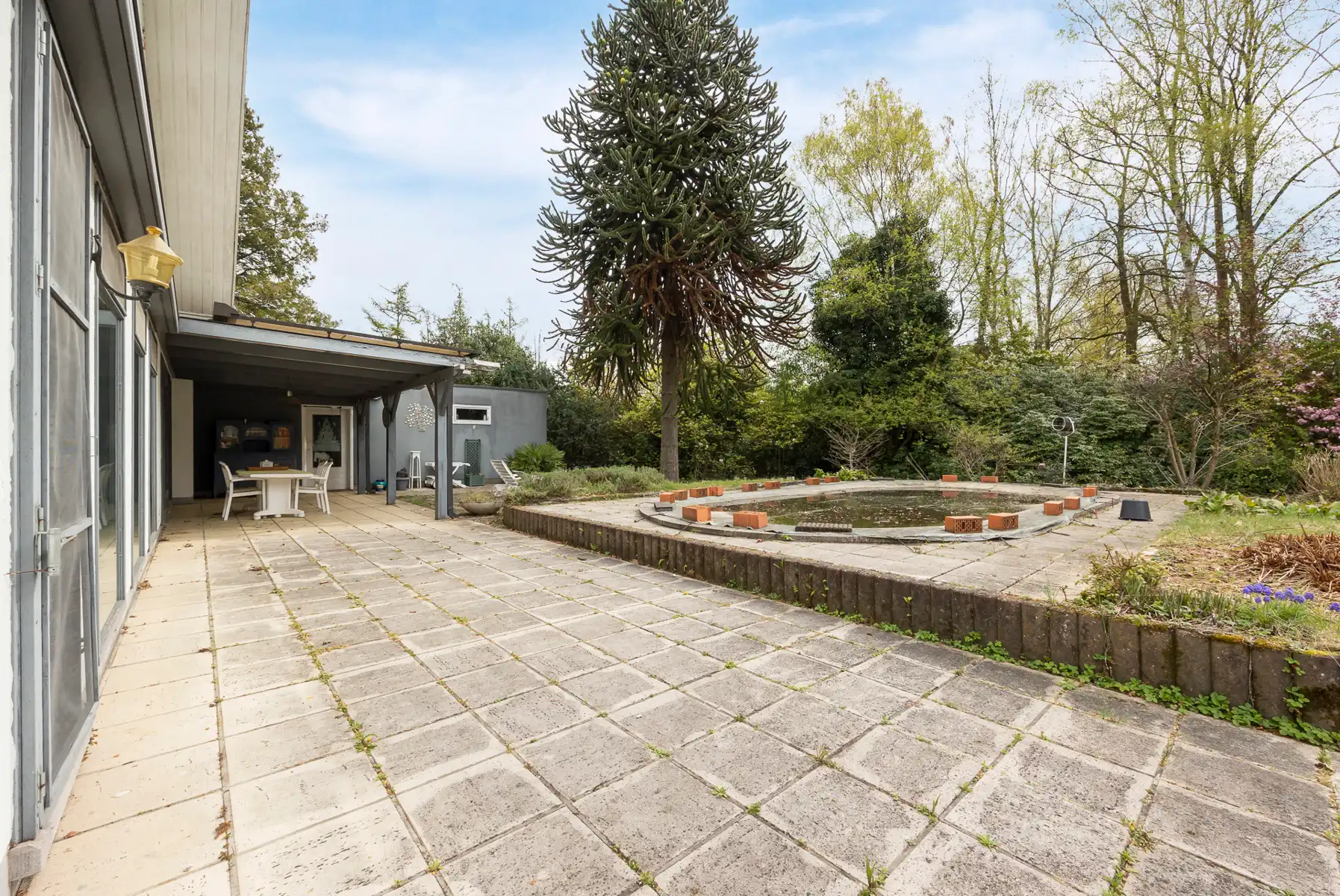 Te renoveren woning met 2 slpk op 1.473m² te Koningshof foto 7