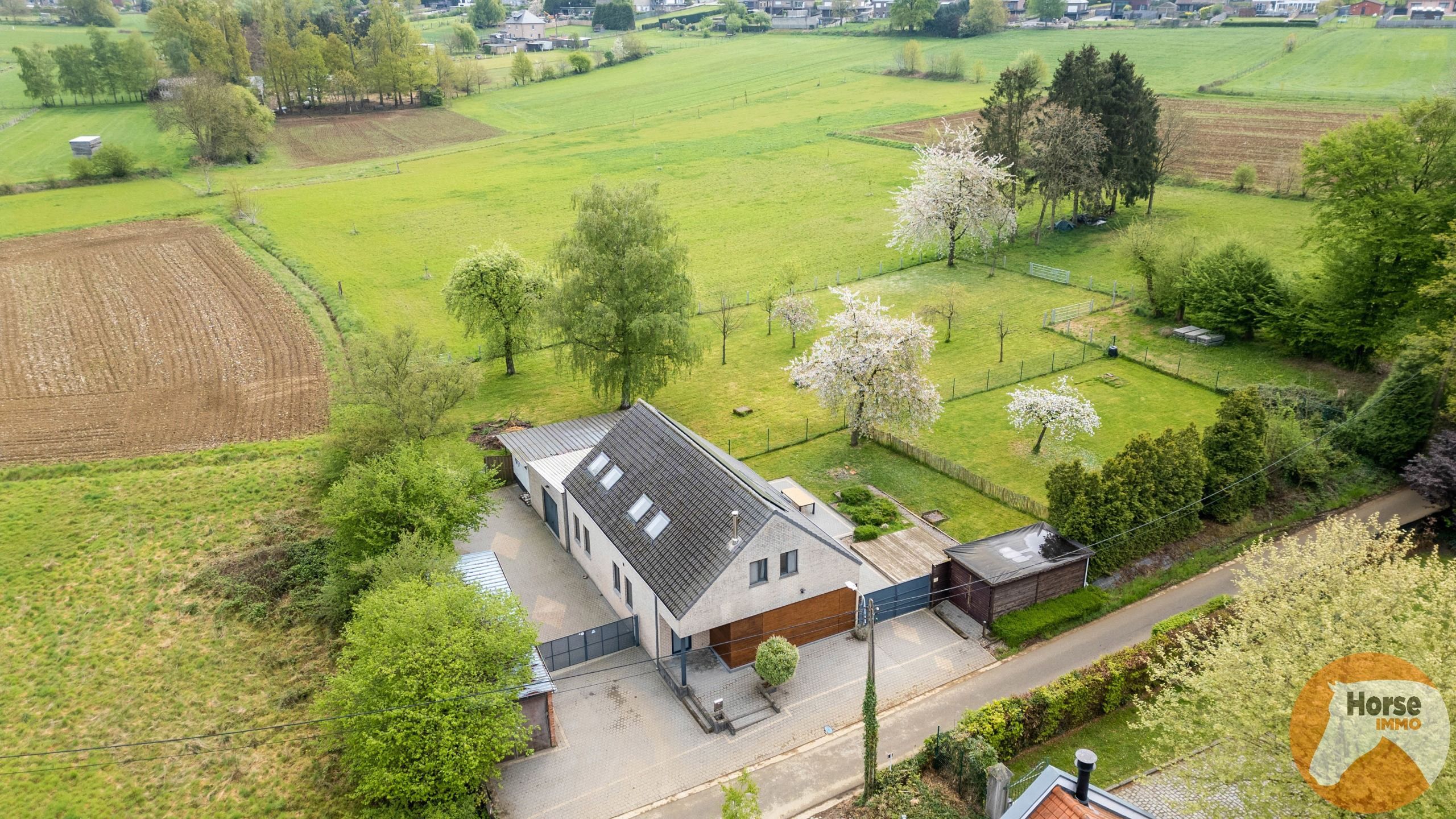 SCHERPENHEUVEL-Instapklare woning op 2ha3 en wijds zicht  foto 2
