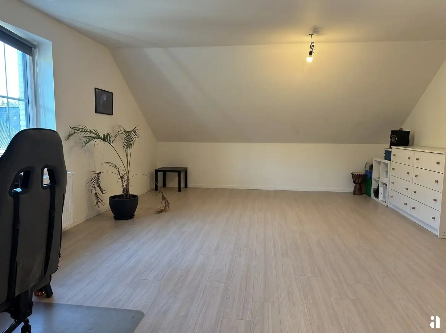 Waar licht, comfort, ruimte en een vaste carport samenkomen! foto 11