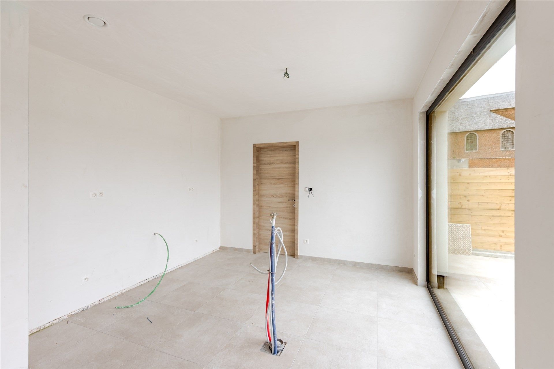 Nieuwbouwwoning met mogelijkheid tot 5 slaapkamers foto 8