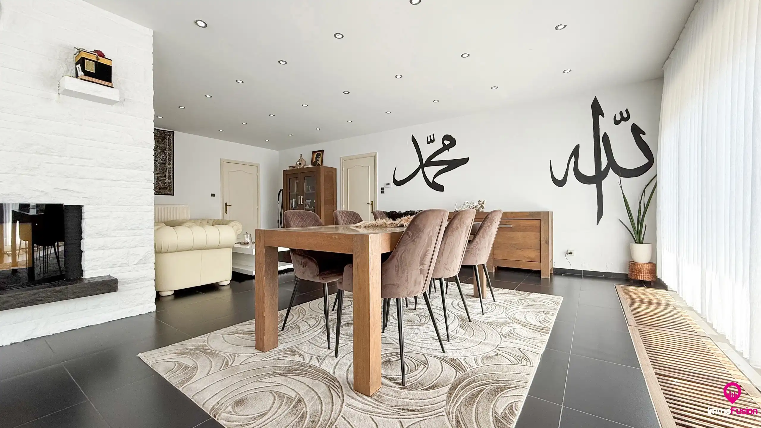 Instapklare, ruime woning met 6 slpks en enorme tuin op 26a! foto 12