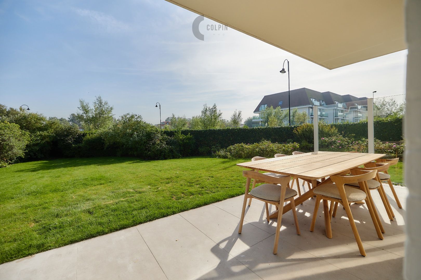 Luxueus hoekappartement met zuidgerichte tuin in het Zoute, vlakbij het Zwin foto 10