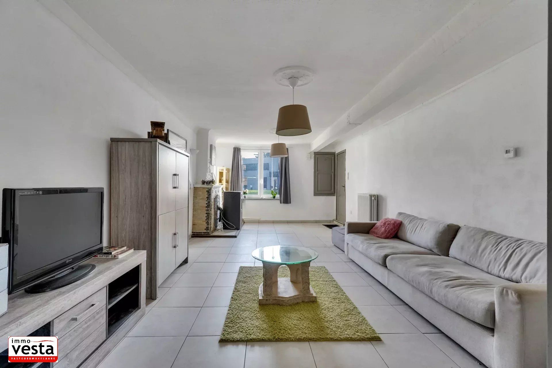 Instapklare woning aan de stadsrand van Sint-Truiden foto 4