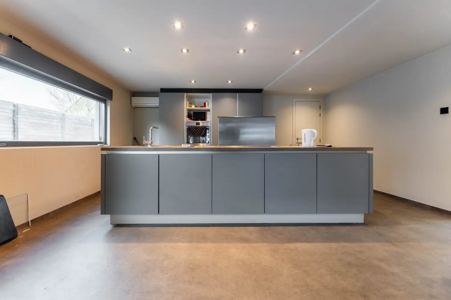 9 SLK Woning op een leuke locatie te Lommel foto 2