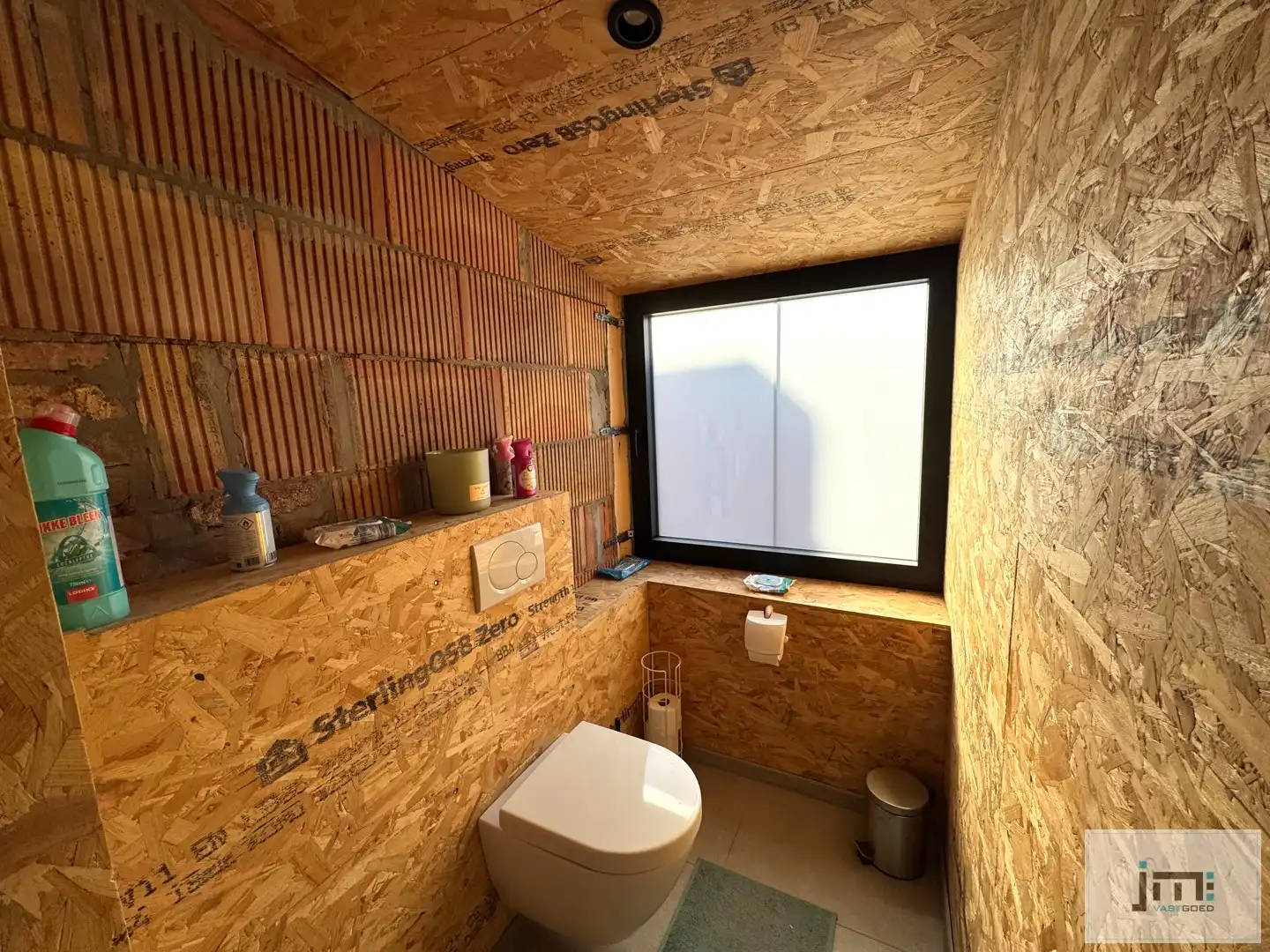 Ruime gezinswoning met tal van mogelijkheden op een perceel van 2.140 m² in het landelijke Horpmaal foto 16
