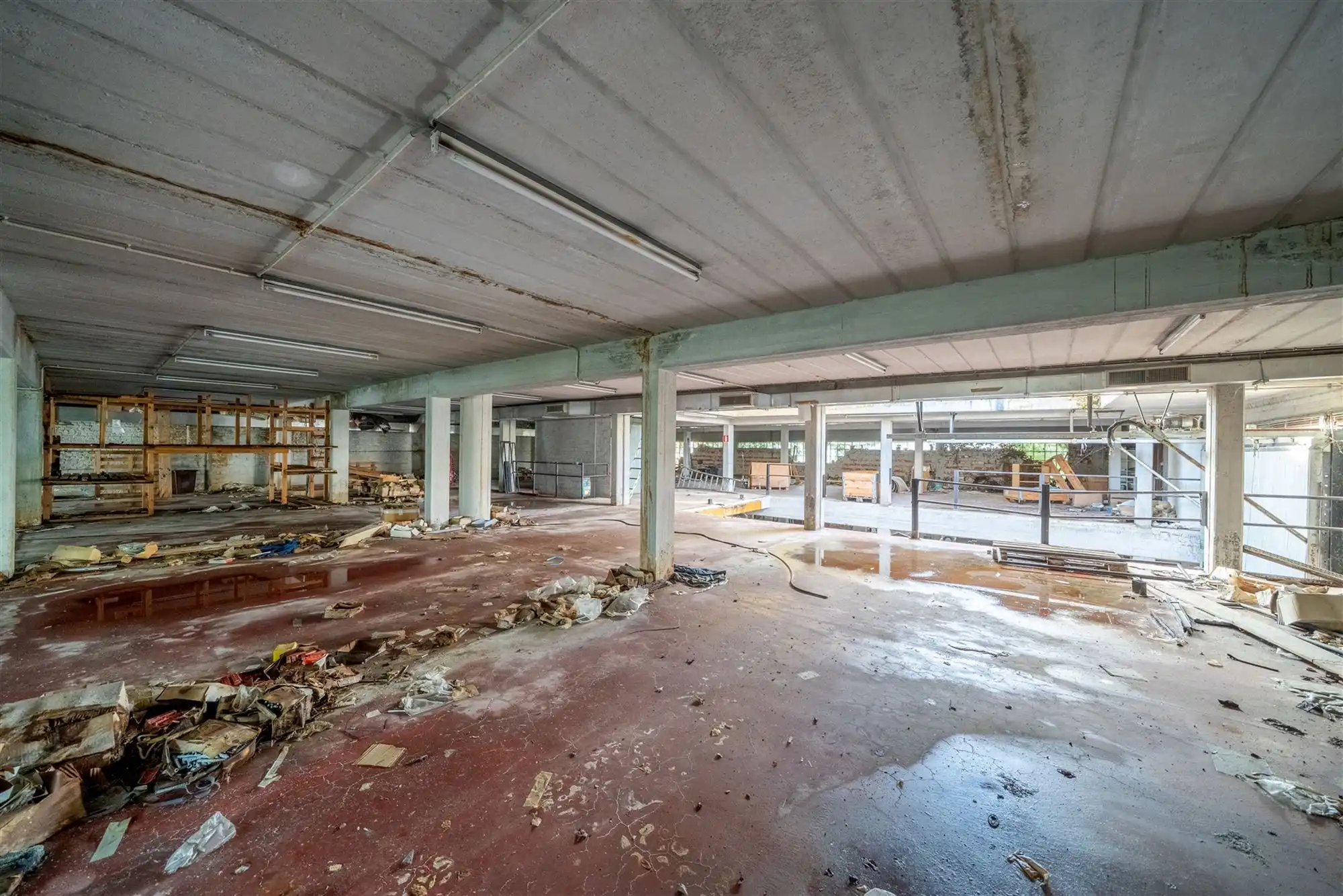 Prachtig gelegen projectgrond met zicht op het water! foto 17