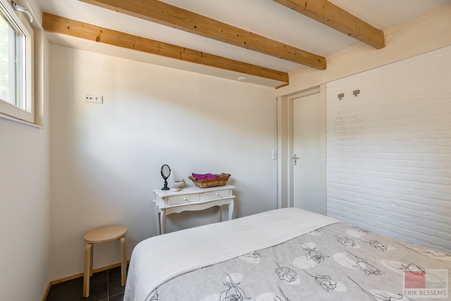 Gelijkvloerse vakantiewoning met een woonoppervlakte van 79 m², gelegen op een royaal perceel van 570 m². foto 17