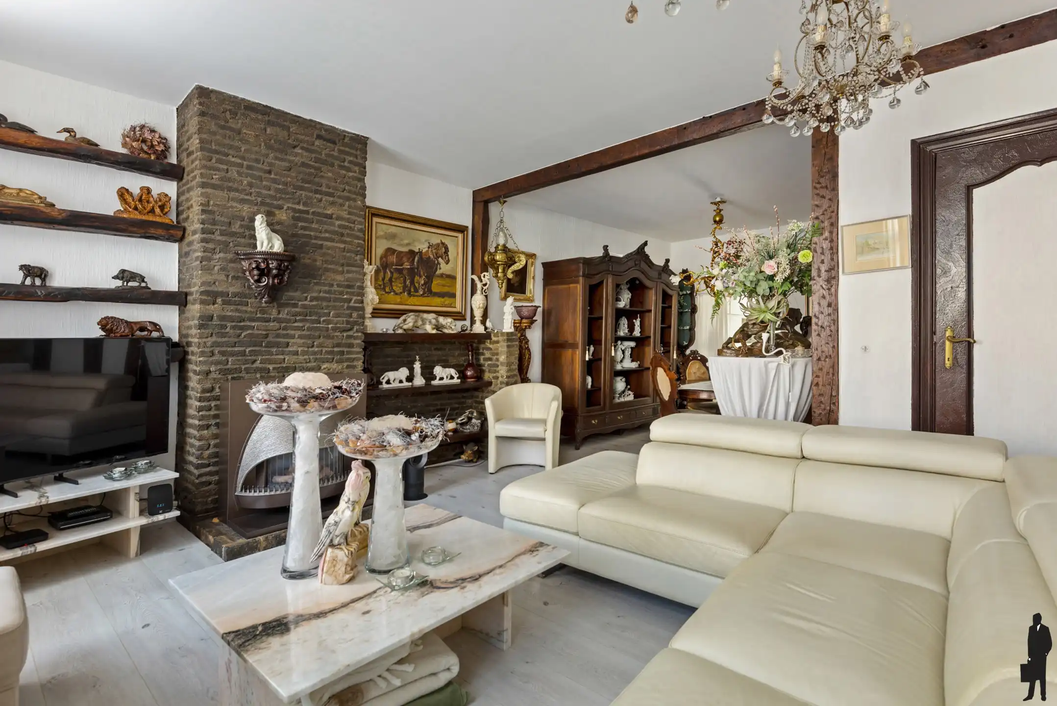 Ruim handelshuis met grote tuin in hartje Wilrijk&nbsp; foto 6