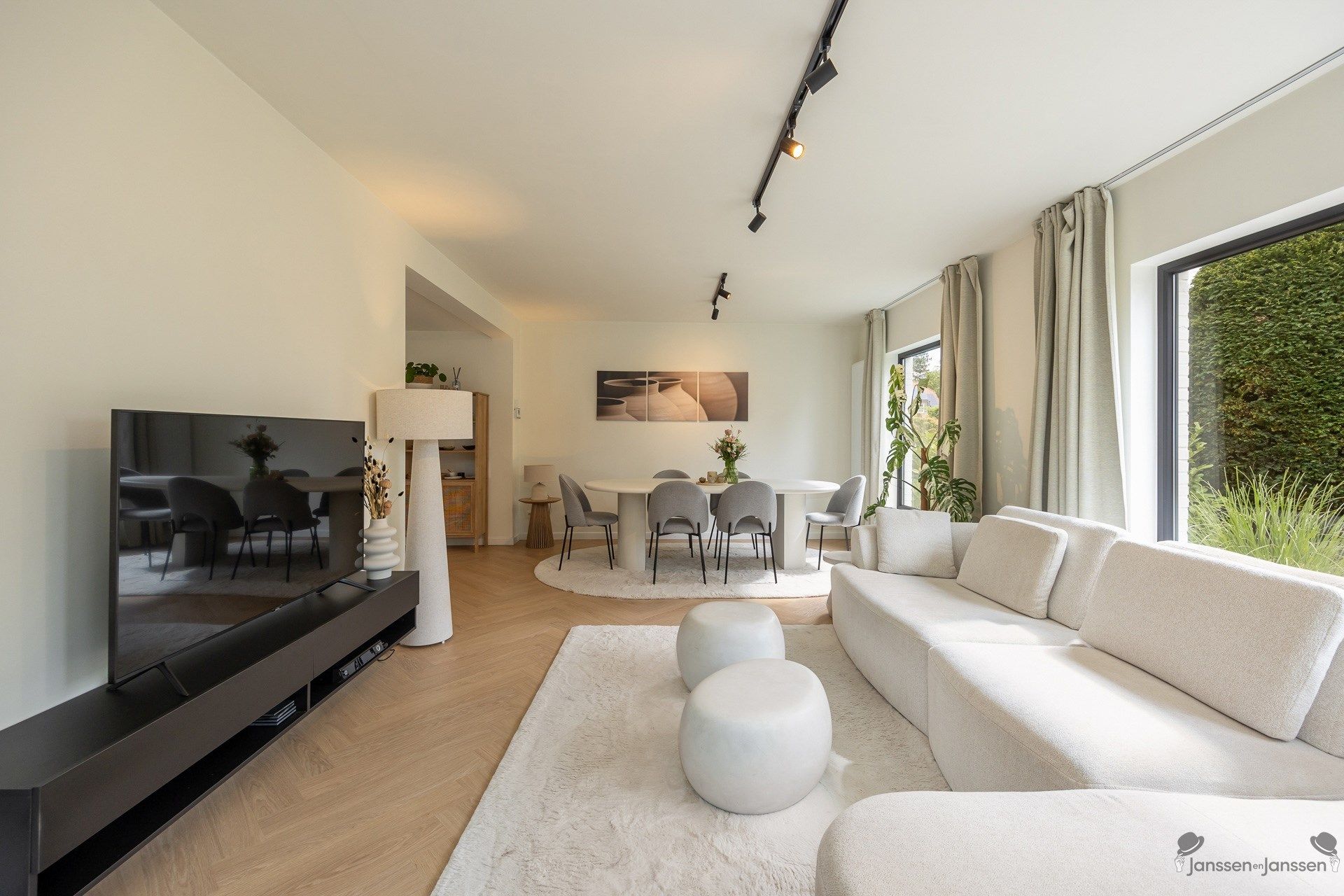 Instapklare recent gerenoveerde woning met zonnige tuin  foto 3