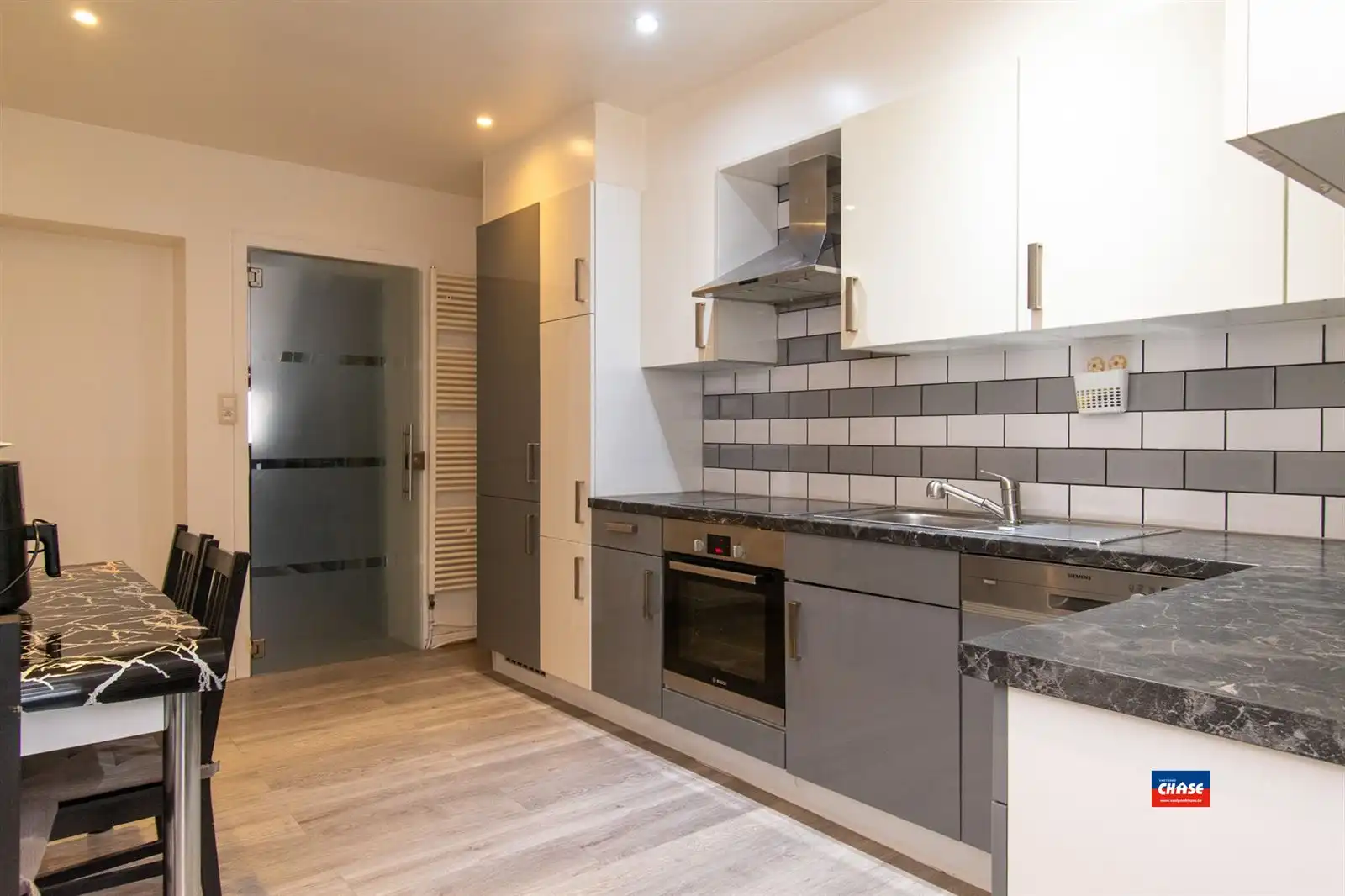 Gezinswoning met 4 tot 5 slpks en tuin  foto 6