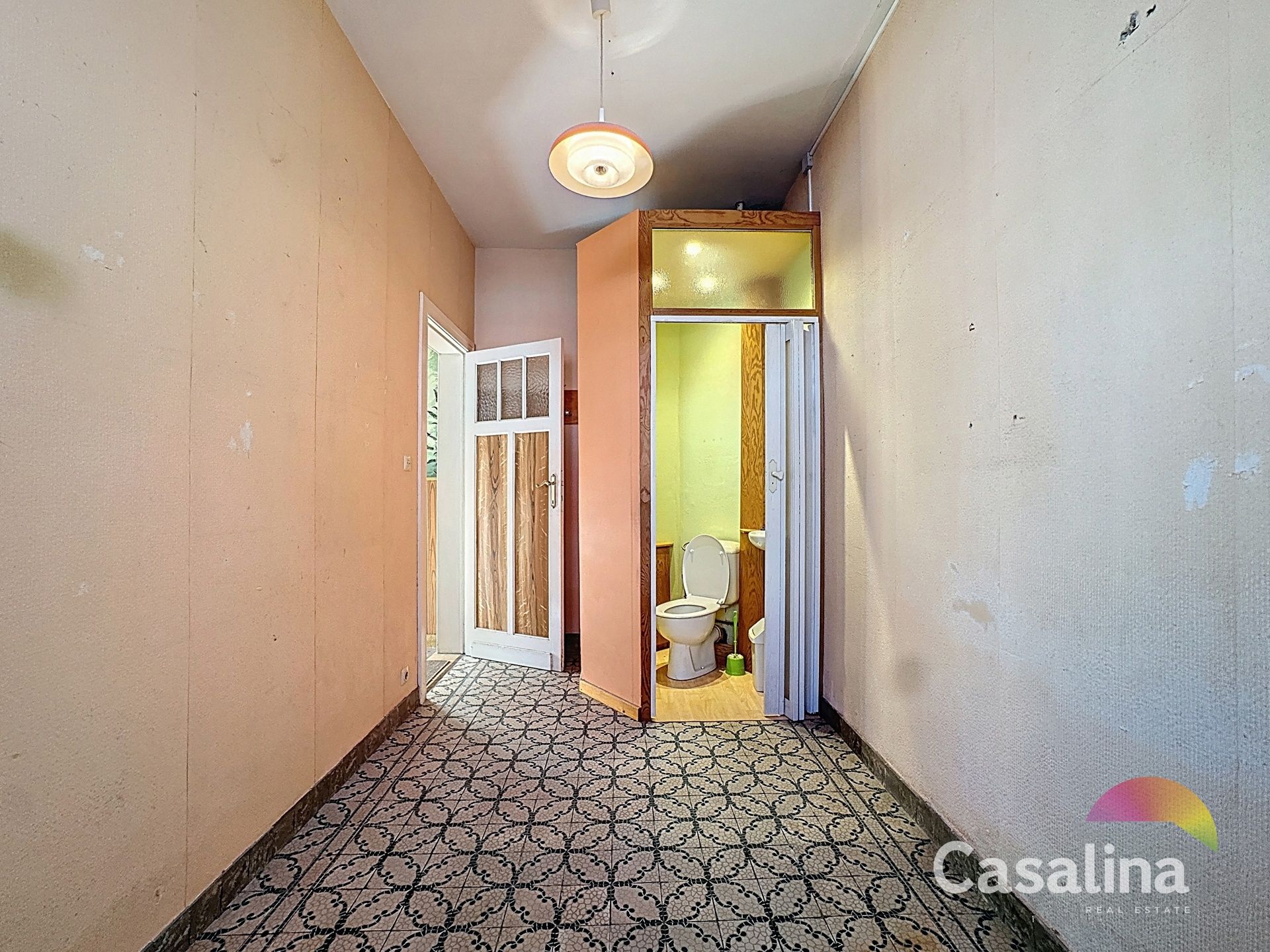 Woning met tuin, garage en atelier - Veel potentieel foto 18