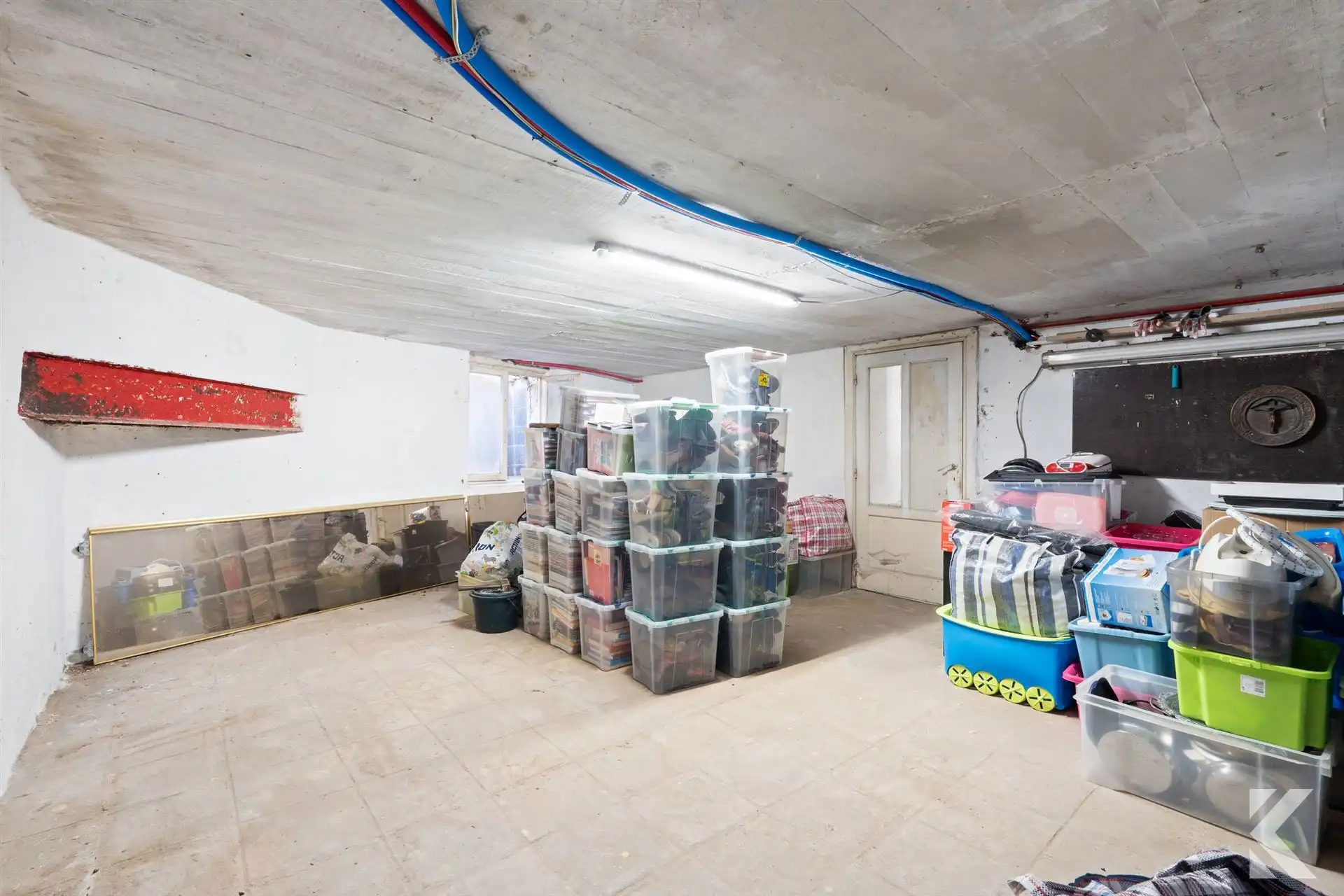 Gigantische, prachtig gerenoveerde woning met garage foto 22