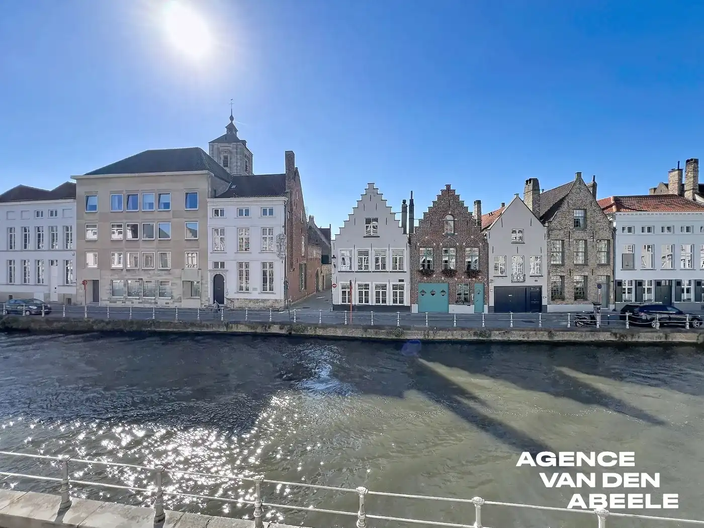 Op te frissen appartement met 2 slaapkamers aan de Sint-Annarei te Brugge foto 11