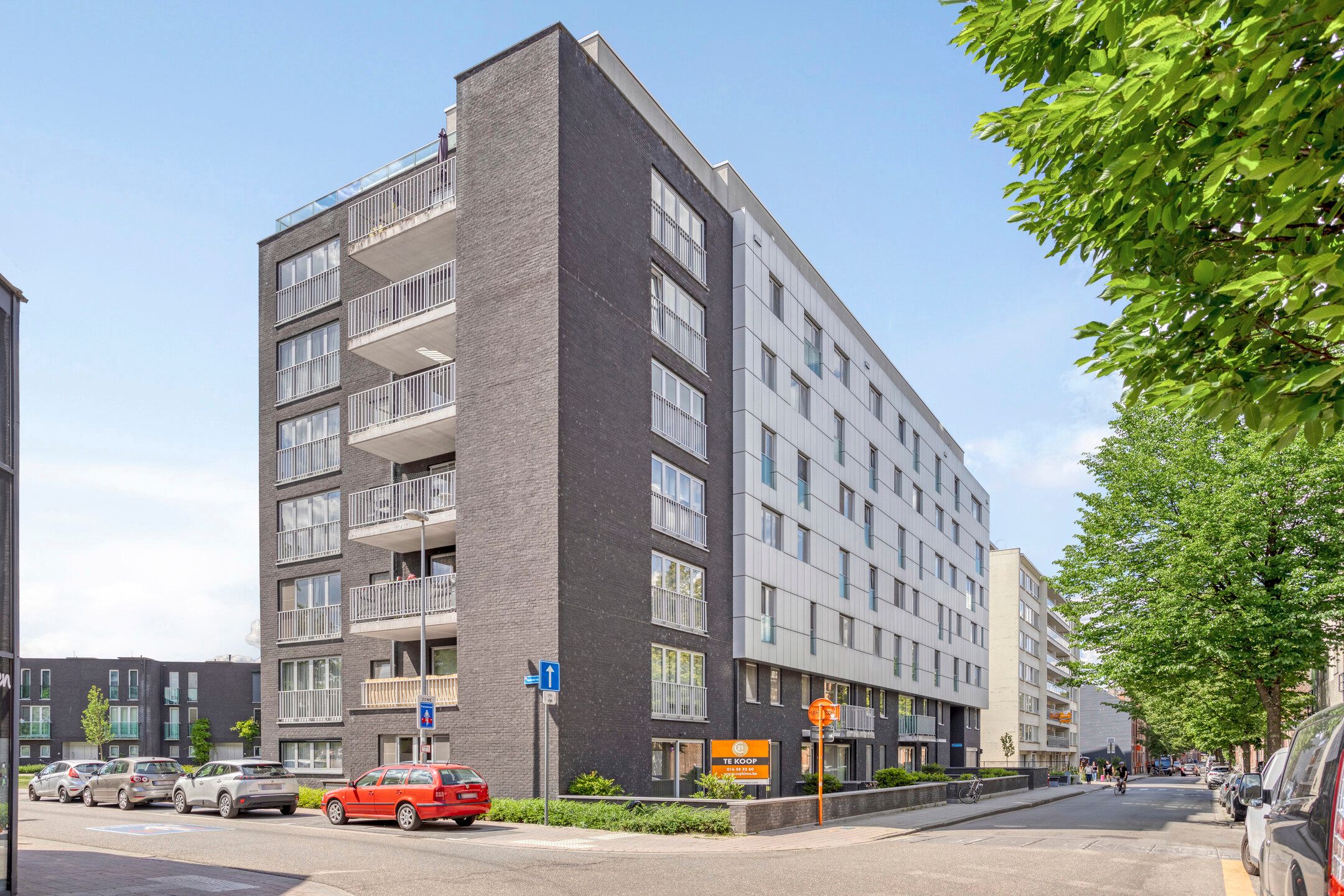 Ideaal gelegen appartement met 2 slp, parking & tuin foto 3