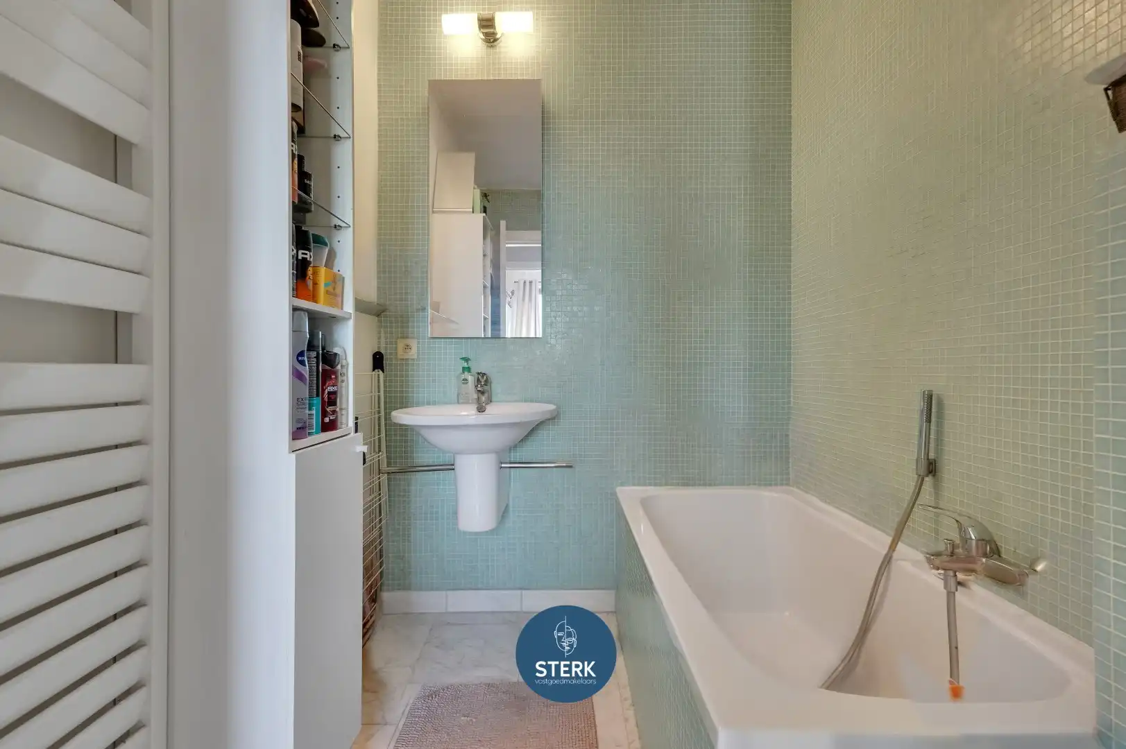 APPARTEMENT MET 2 SLPKS OP EEN GUNSTIGE LOCATIE TE GELLIK-LANAKEN !  foto 14