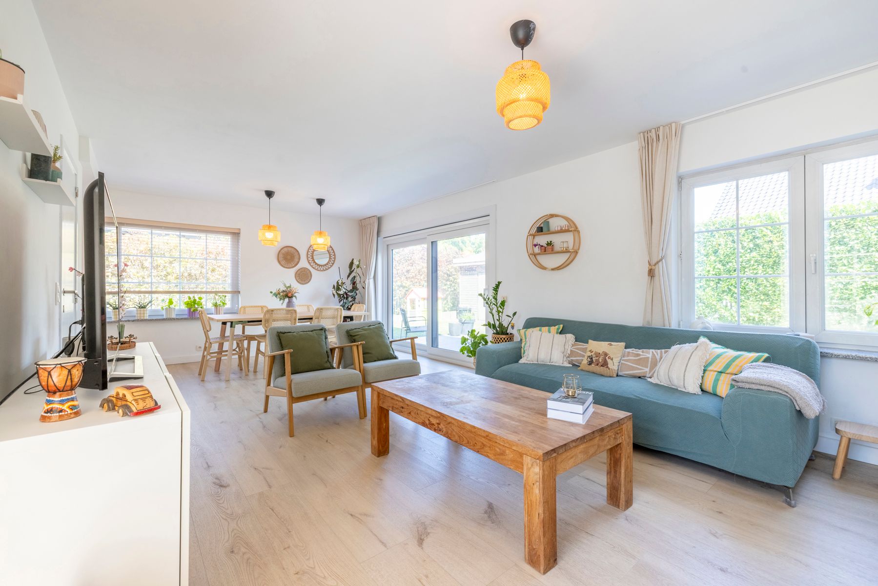 Woning met 3 slaapkamers, tuin en garage te koop! foto 6