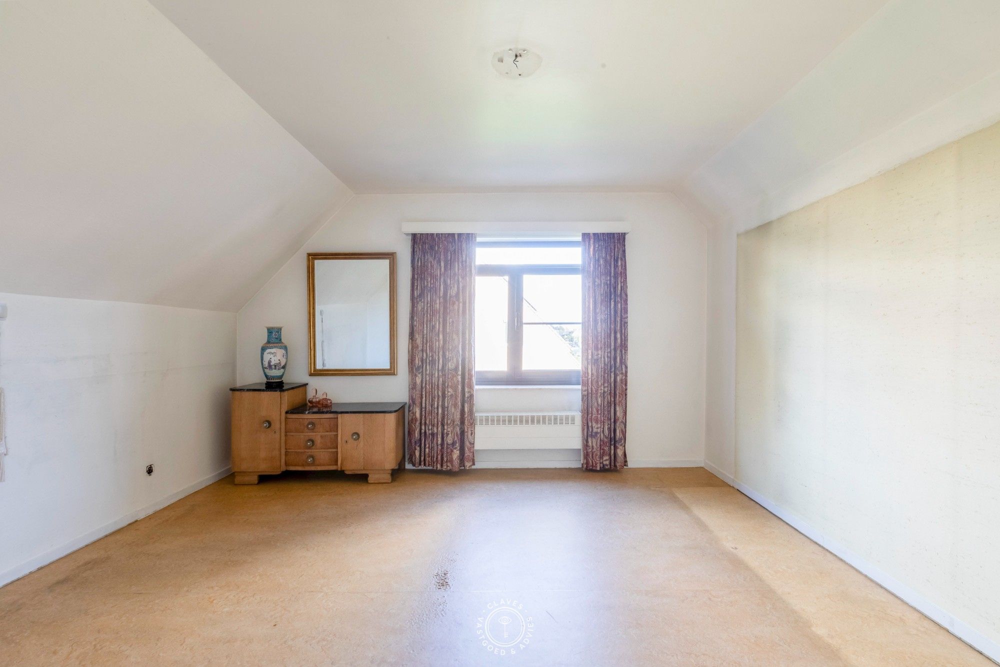 Open bebouwing omgeven door een prachtige tuin foto 17