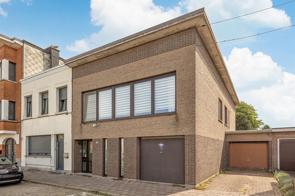 ()=>{if(producerUpdateValueVersion(node),producerAccessed(node),node.value===ERRORED)throw node.error;return node.value} Gallifortlei 208 - 2100 DEURNE