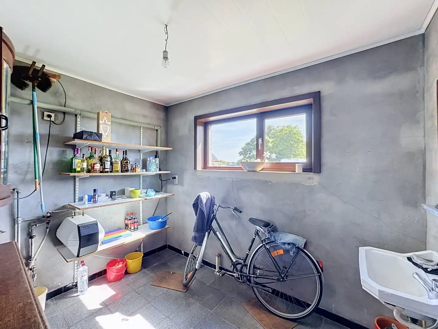 Alleenstaande woning met loods te Zerkegem  foto 29