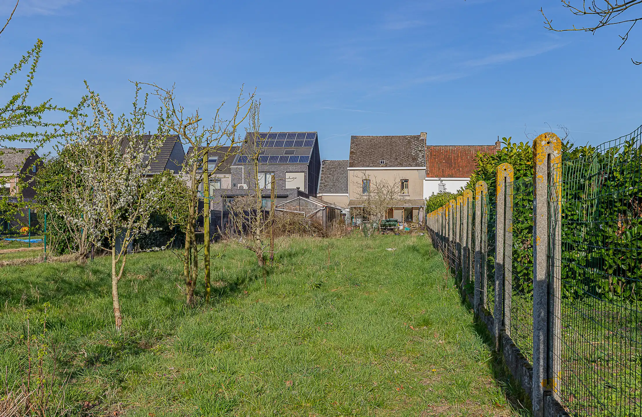 EREMBDEGM schitterend renovatieproject met grote tuin/garage foto 18