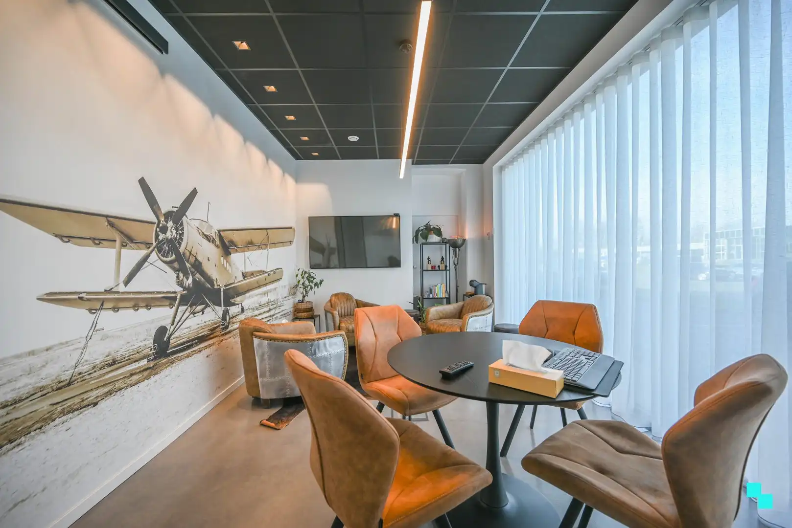 Terbeschikkingstelling van kantoorruimte in Waregem foto 23