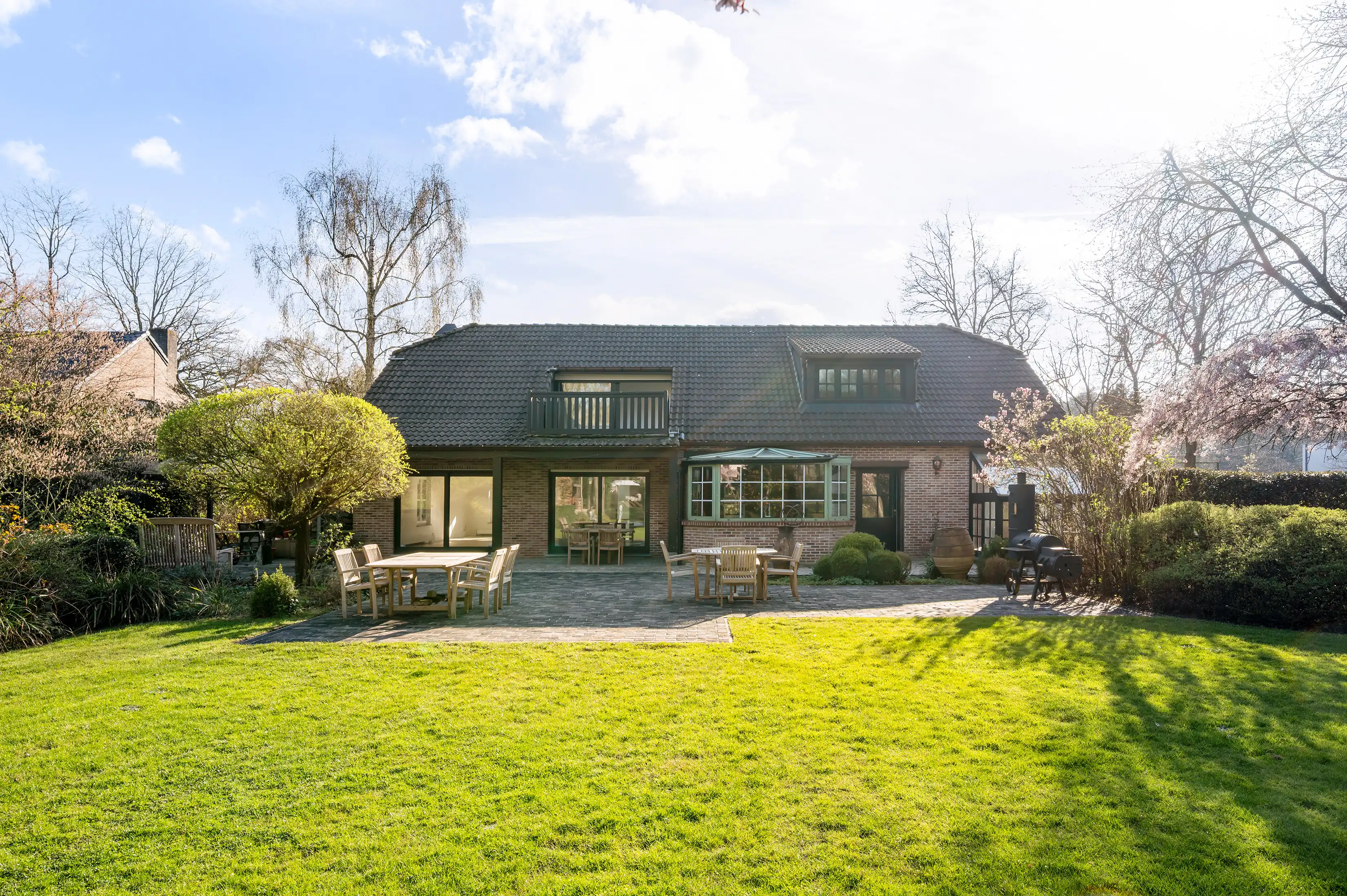 Ruime villa in het groene Zoersel foto 3