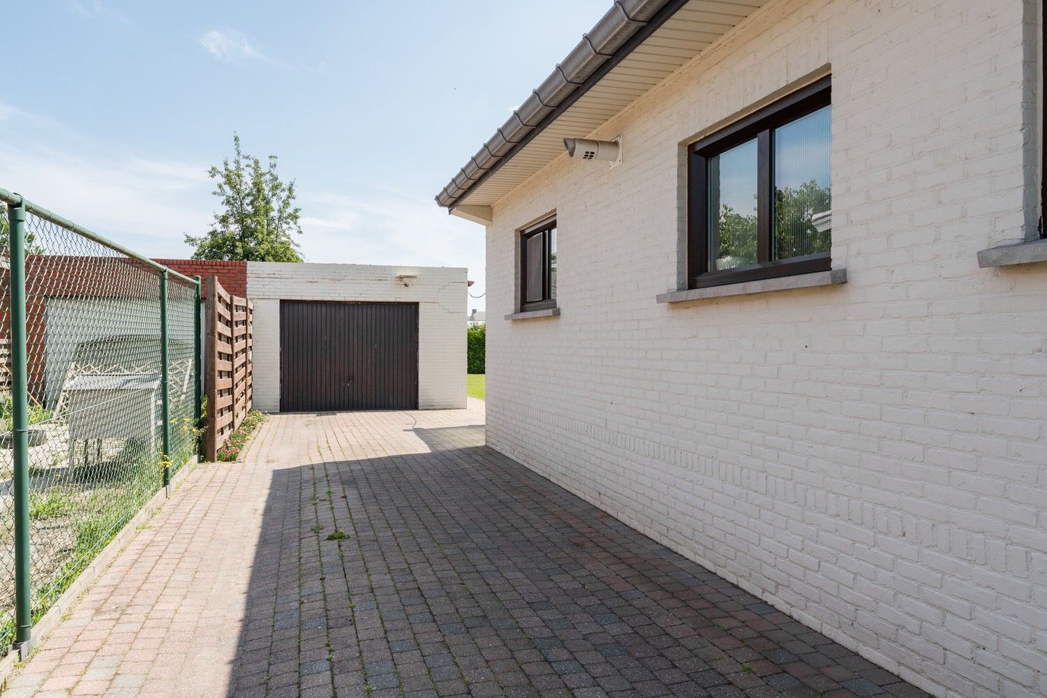 Vrijstaande ruime woning op toplocatie in Lommel! foto 27