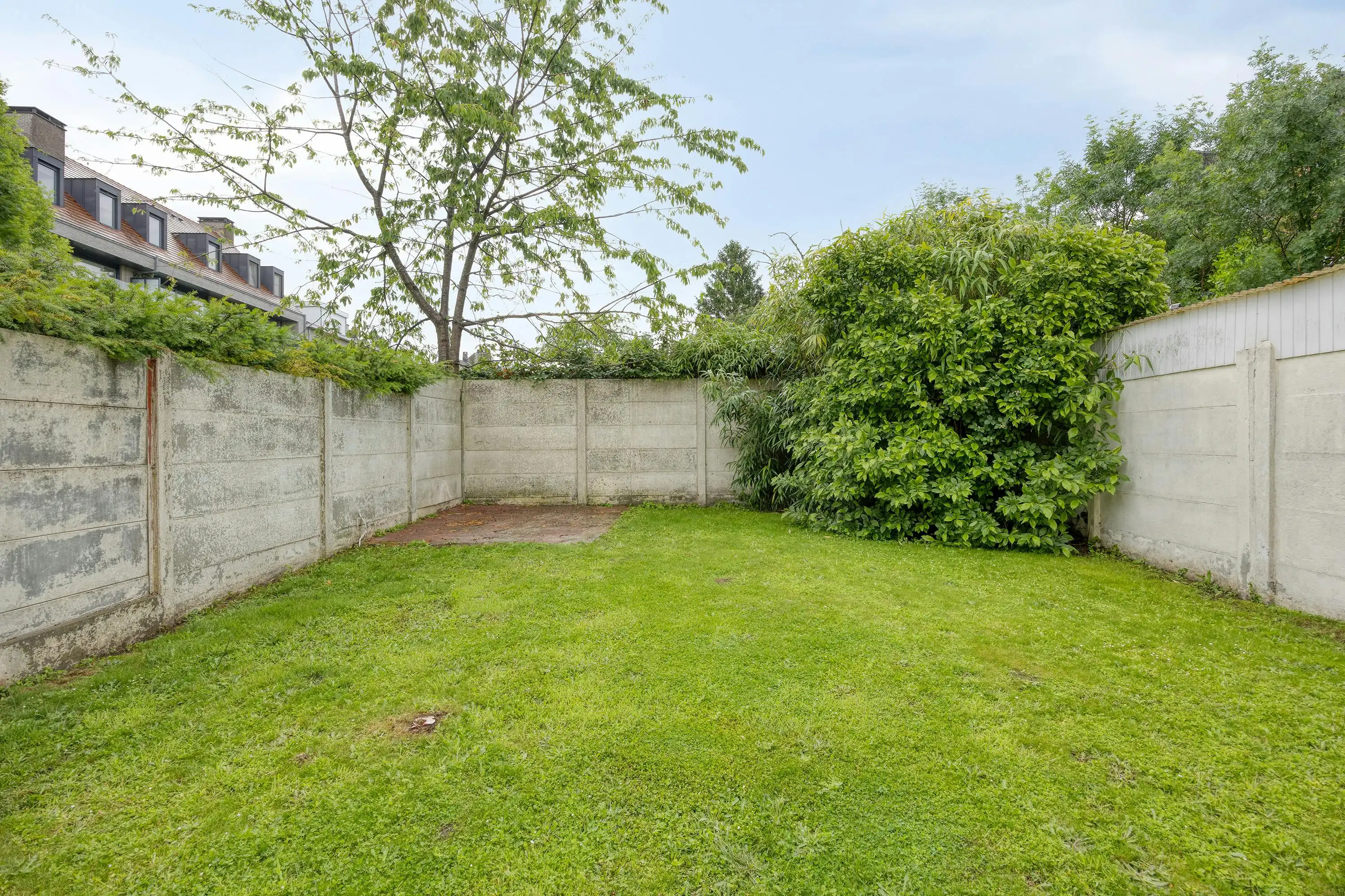 Ruim duplexappartement met garage op toplocatie in Strombeek-Bever foto 15