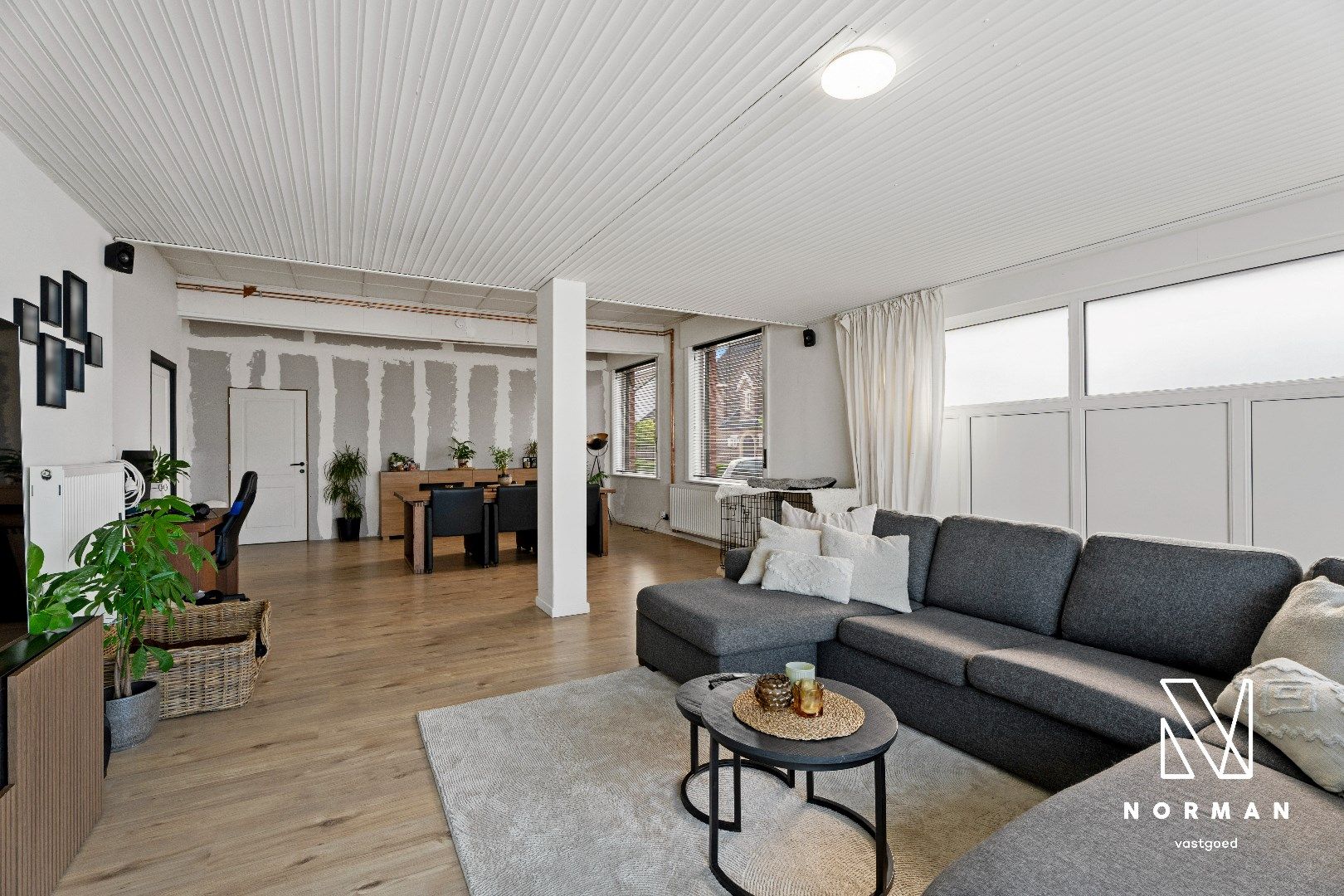 Instapklare woning met 4 slpk + garage in Heule! foto 3