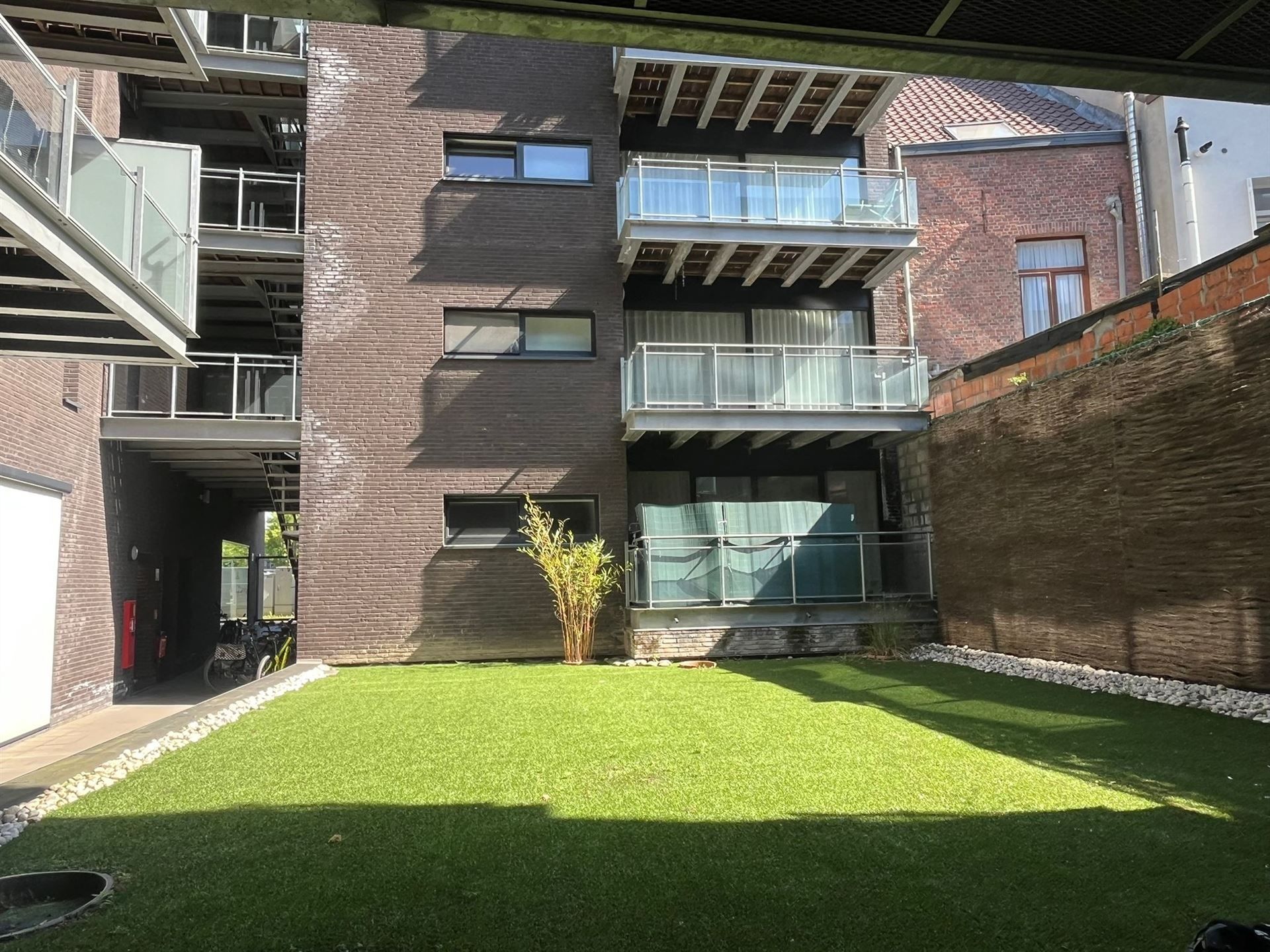 Modern 2-slaapkamerappartement met zonnig terras in hartje Mechelen foto 17
