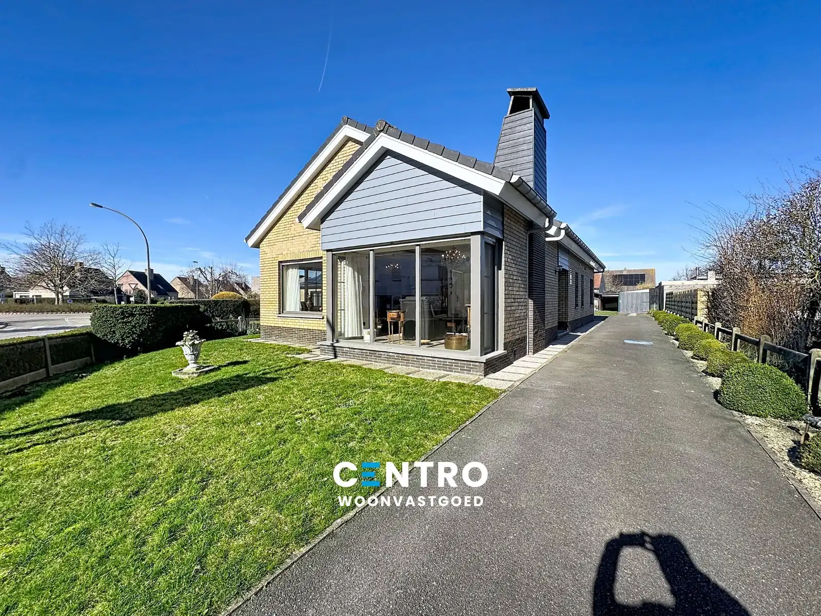 Interessant gelegen villa te Uitkerke met 3 slpks én 2 garages! foto 14