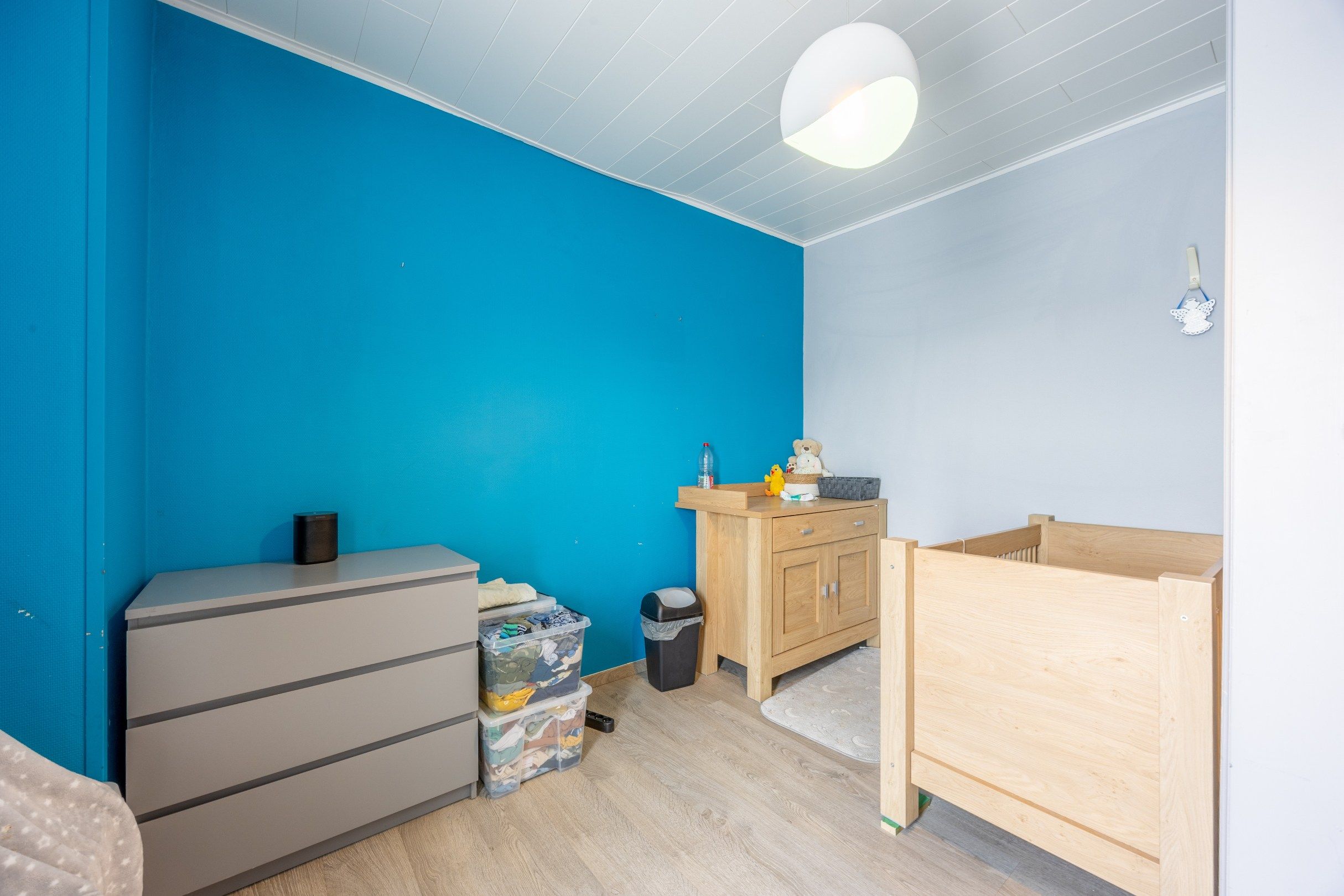 KLOEKE HALFOPEN WONING MET TUIN EN GARAGE  foto 12