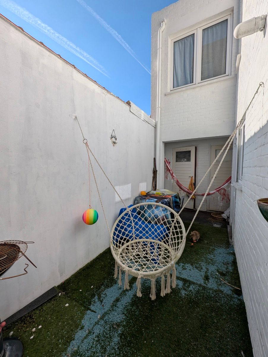 Instapklaar gelijkvloers appartement met 2 slaapkamers & polyvalente ruimte! foto 7