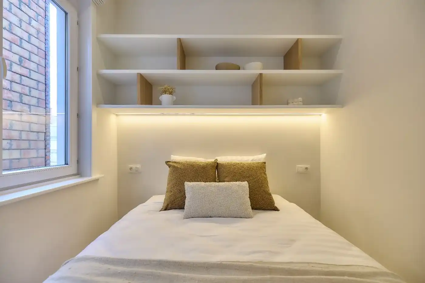 Volledig gerenoveerd 4 slk appartement met zijdelings zeezicht op een zeer centrale ligging  foto 12