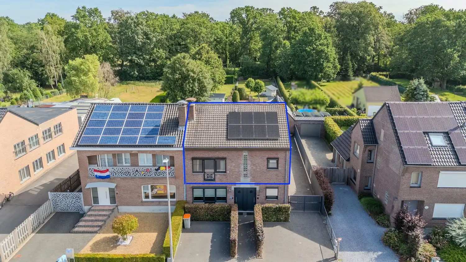 Instapklaar duplex-appartement op geliefde locatie aan de Waterstraat in Lanaken foto 3